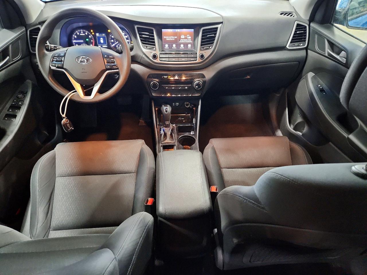 2018 Hyundai Tucson Sel Blue vin: KM8J33A42JU705628