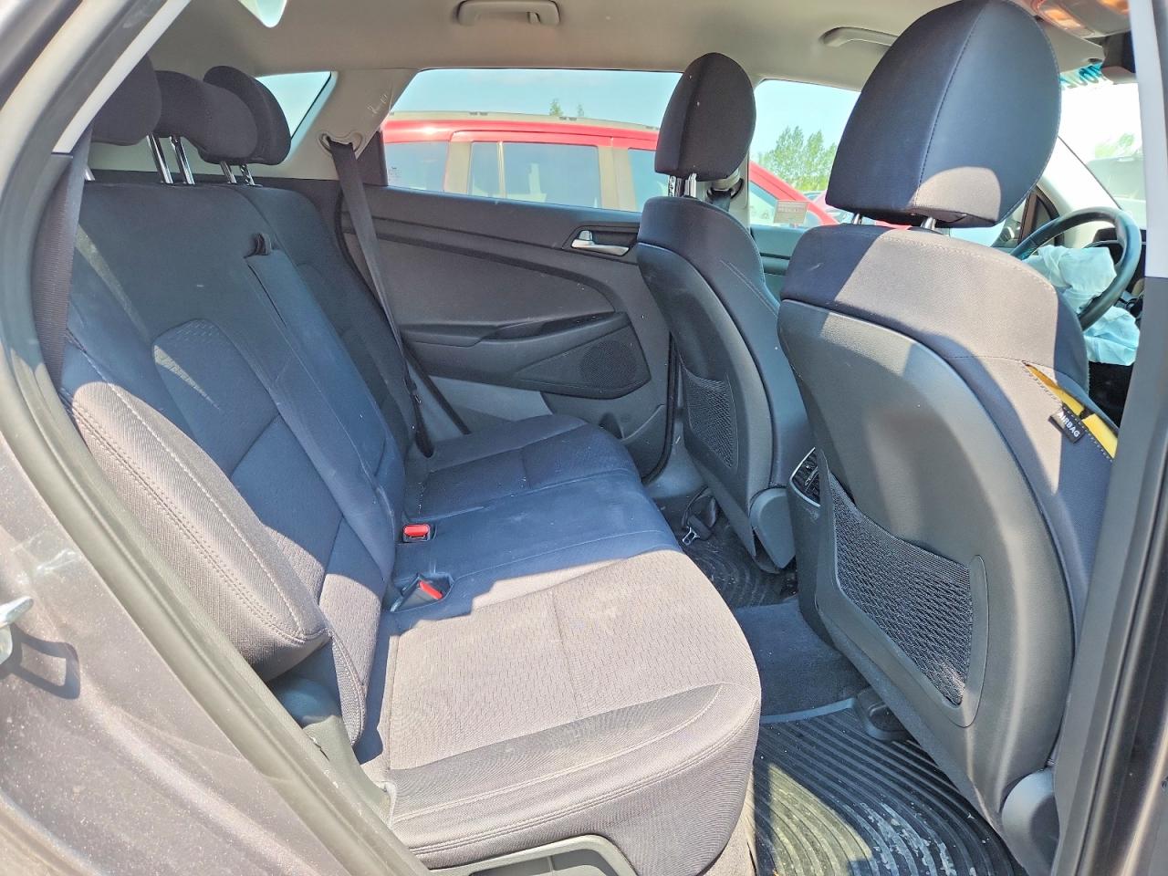 2020 Hyundai Tucson Preferred Gray vin: KM8J33A42LU256017