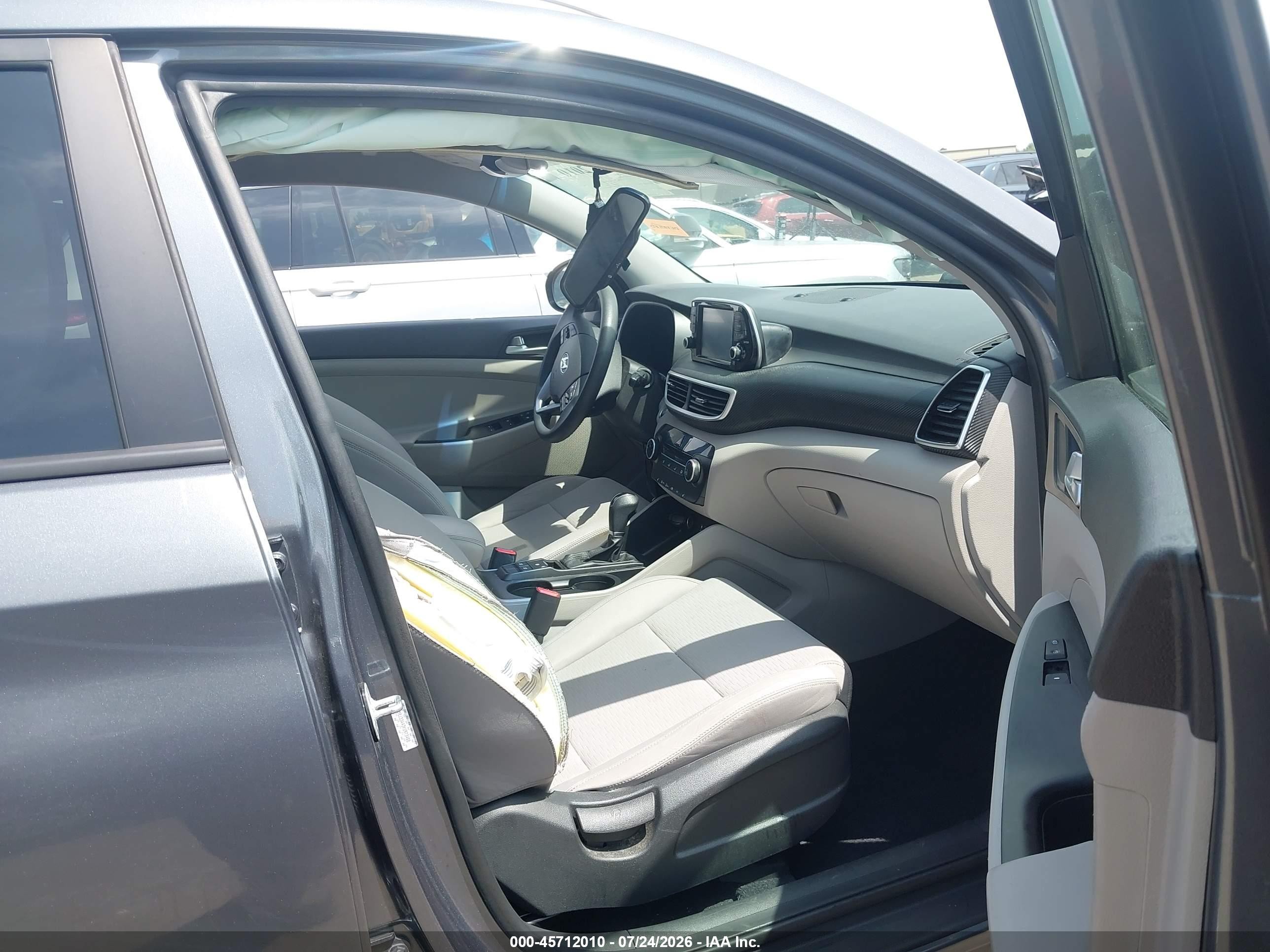 2019 Hyundai Tucson Value Gray vin: KM8J33A43KU973458
