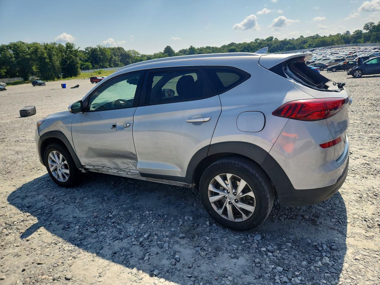 2021 Hyundai Tucson Value Silver vin: KM8J33A44MU390030