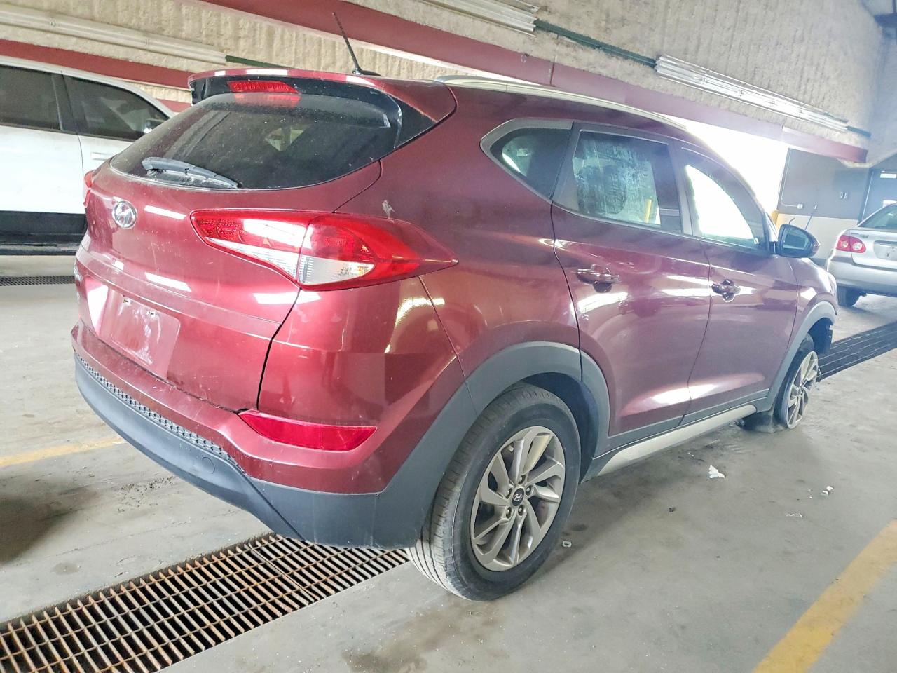 2017 Hyundai Tucson Se Burgundy vin: KM8J33A48HU259799