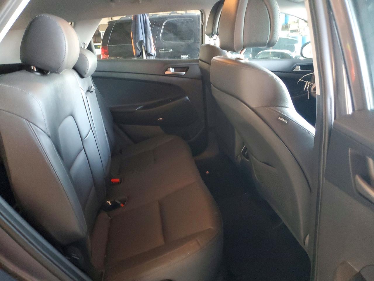2018 Hyundai Tucson Sel Plus Угольный vin: KM8J33A48JU772766