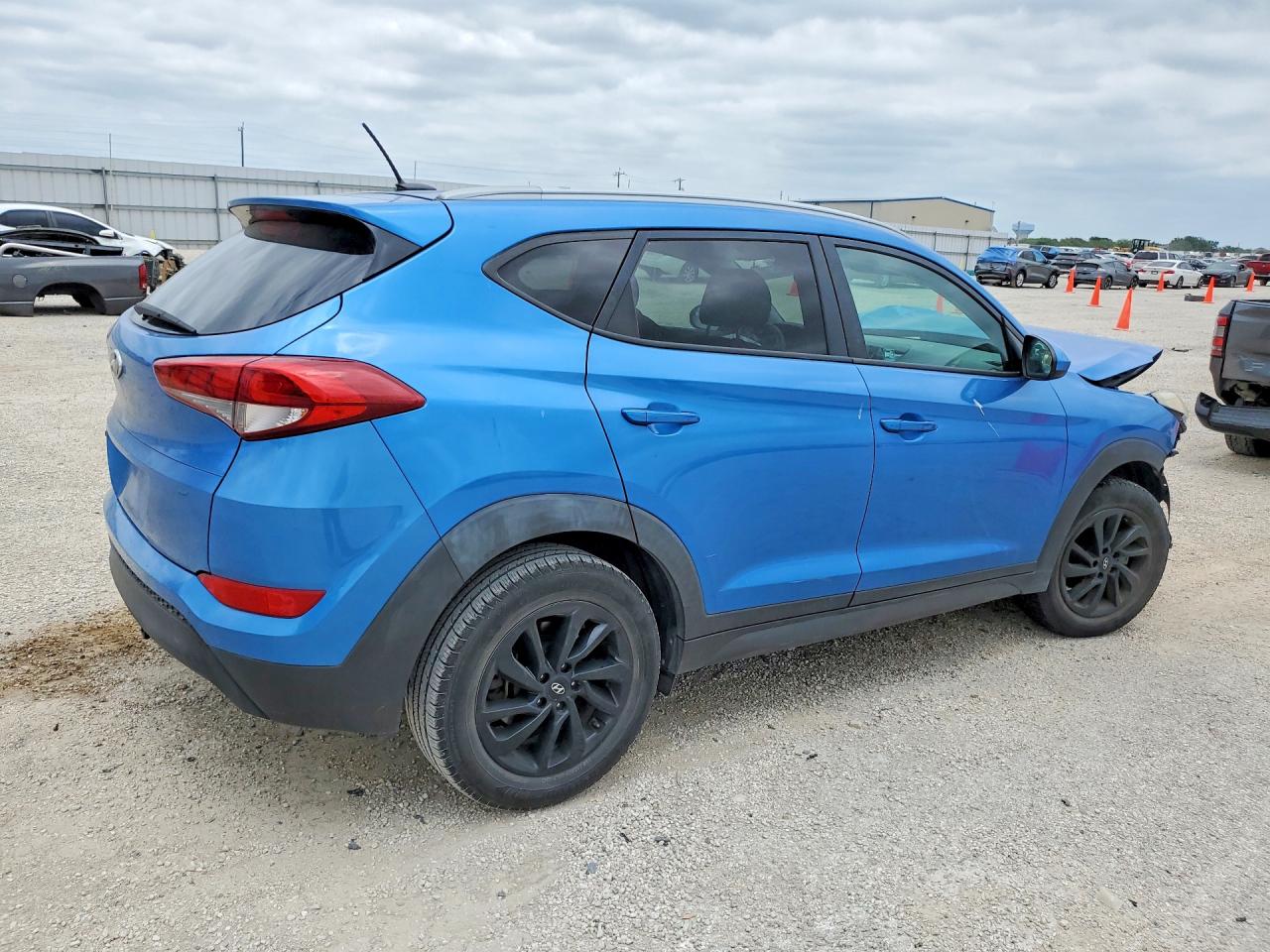 2016 Hyundai Tucson Se Blue vin: KM8J33A49GU114253