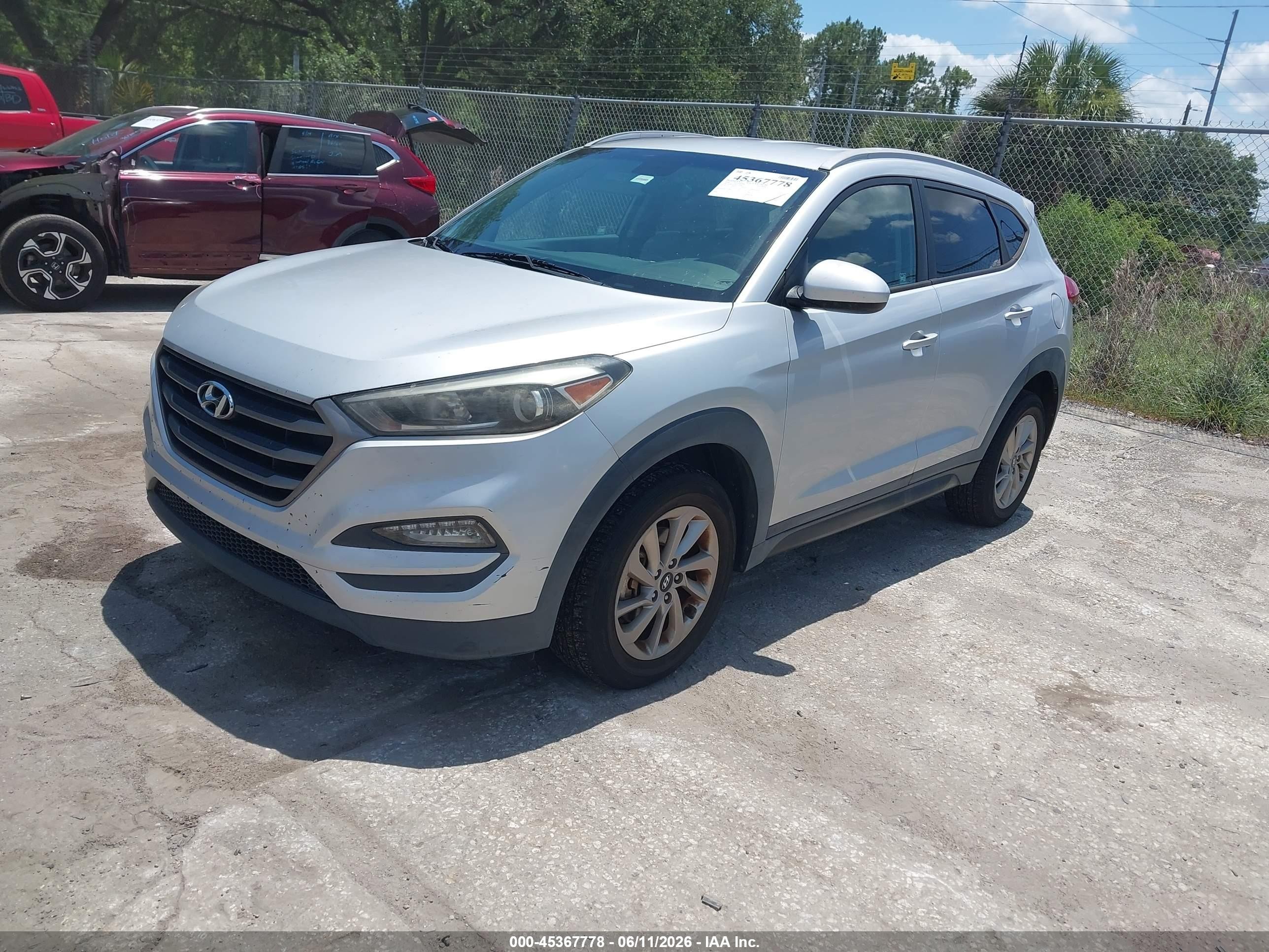 2016 Hyundai Tucson Se Silver vin: KM8J33A49GU116665