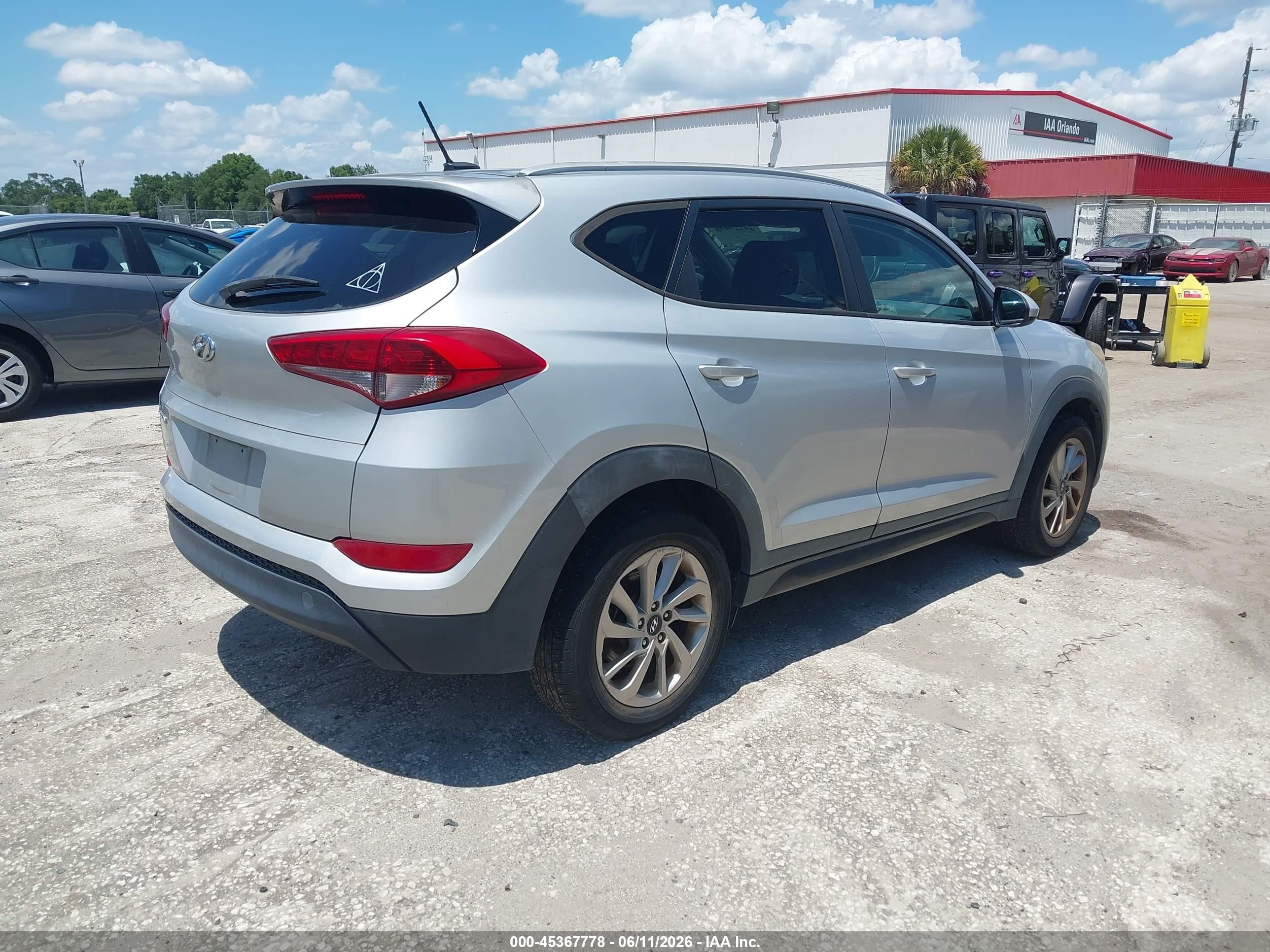 2016 Hyundai Tucson Se Silver vin: KM8J33A49GU116665