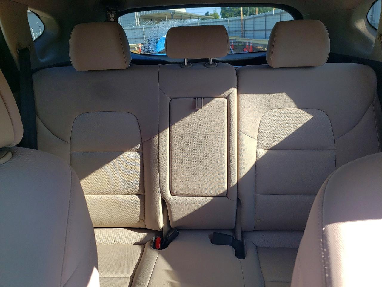 2016 Hyundai Tucson Se Brown vin: KM8J33A4XGU199751