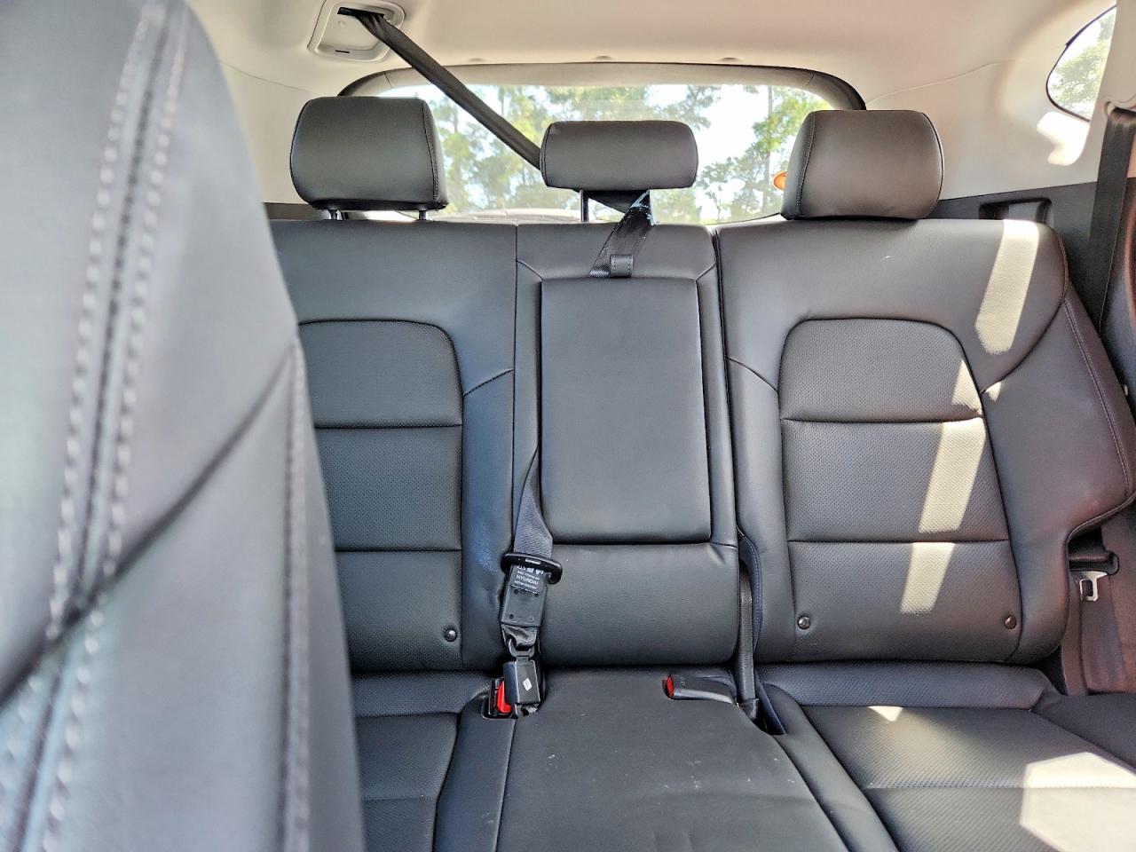2021 Hyundai Tucson Limited Silver vin: KM8J33AL2MU354909