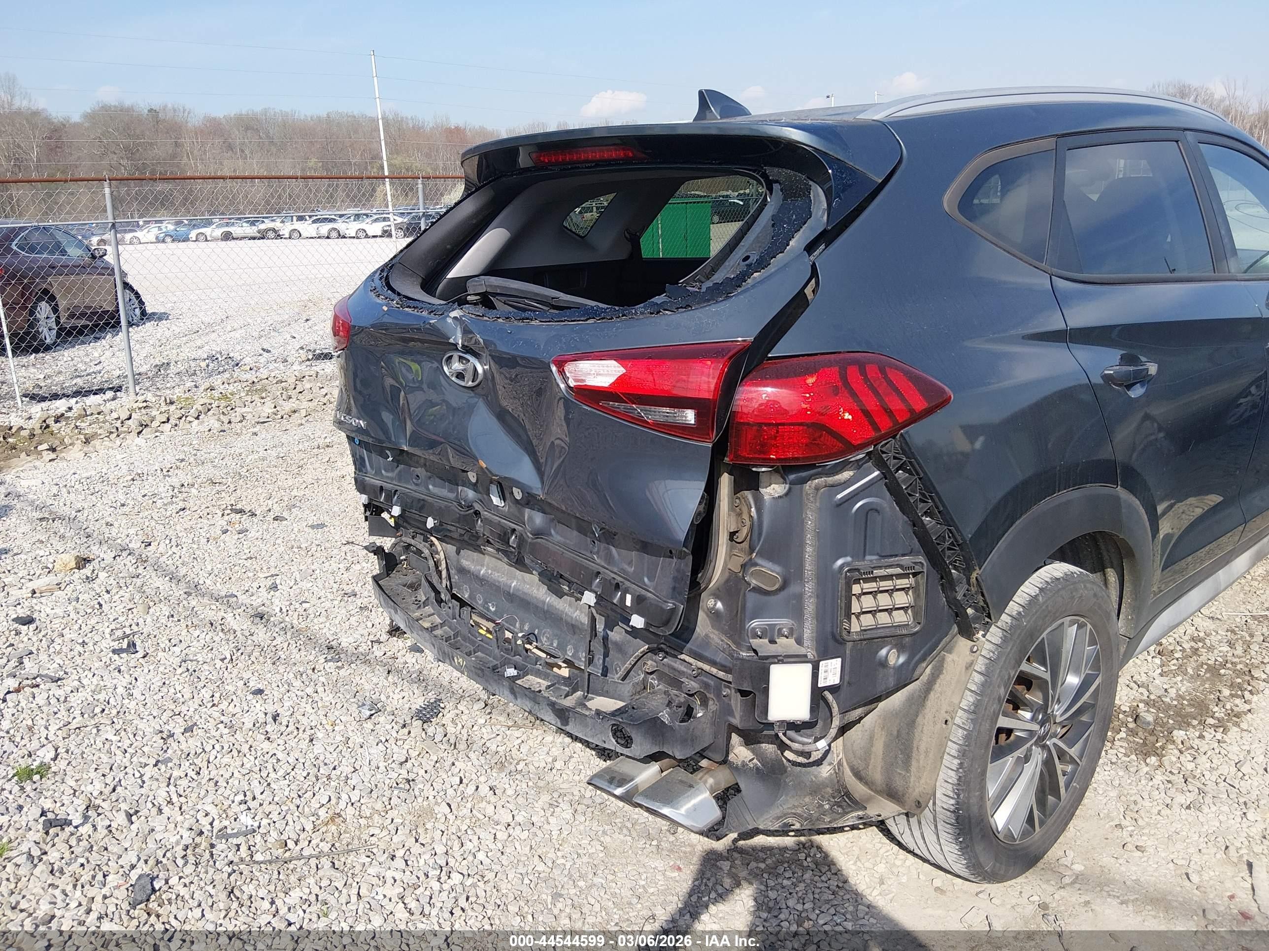 2021 Hyundai Tucson Sel Gray vin: KM8J33AL4MU343197