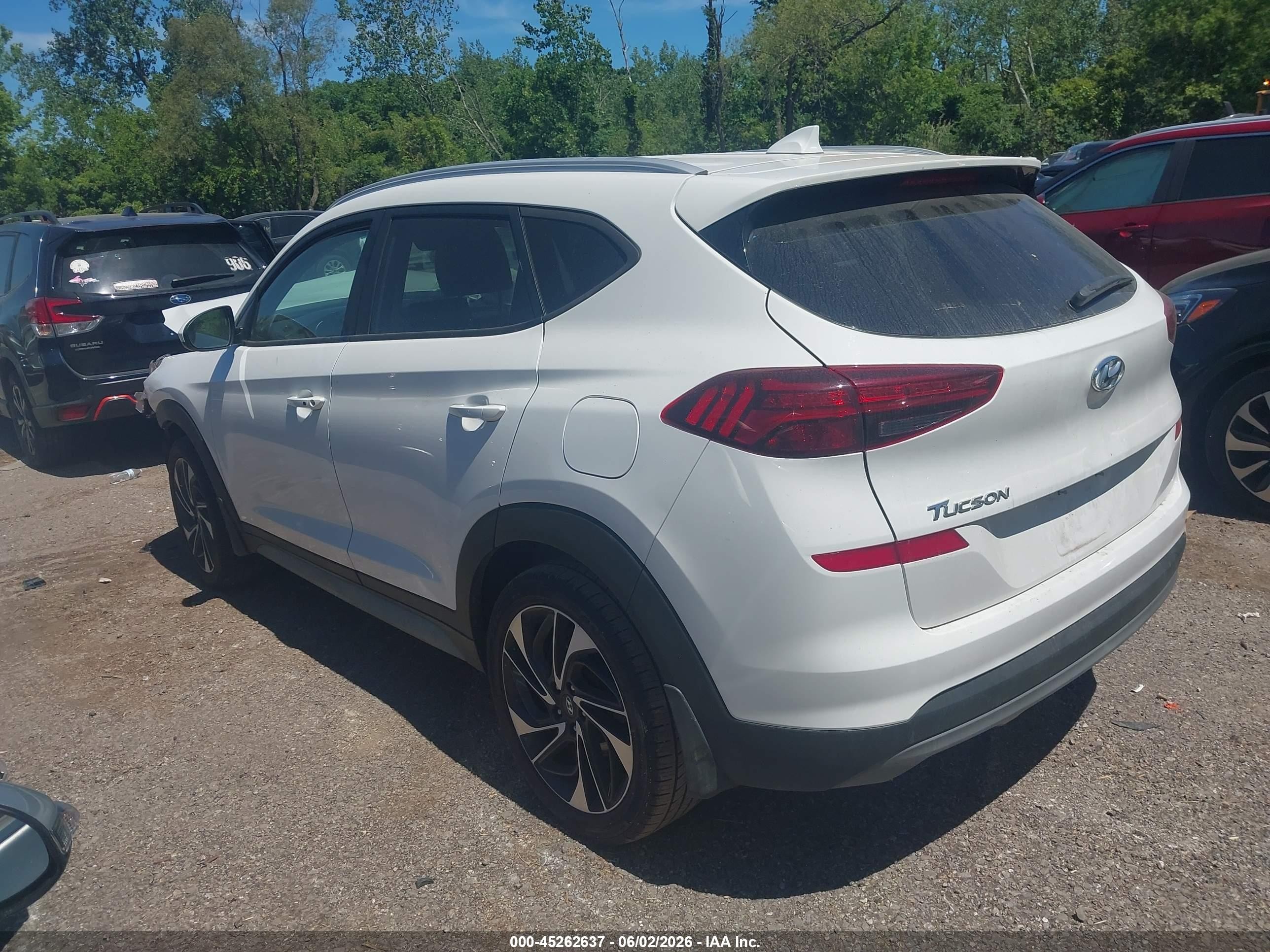 2020 Hyundai Tucson Sport White vin: KM8J33AL9LU181632
