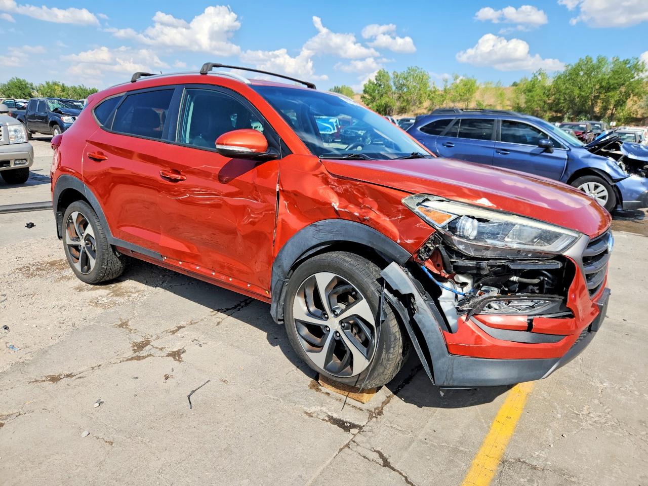 2016 Hyundai Tucson Sport Оранжевый vin: KM8J3CA20GU095588