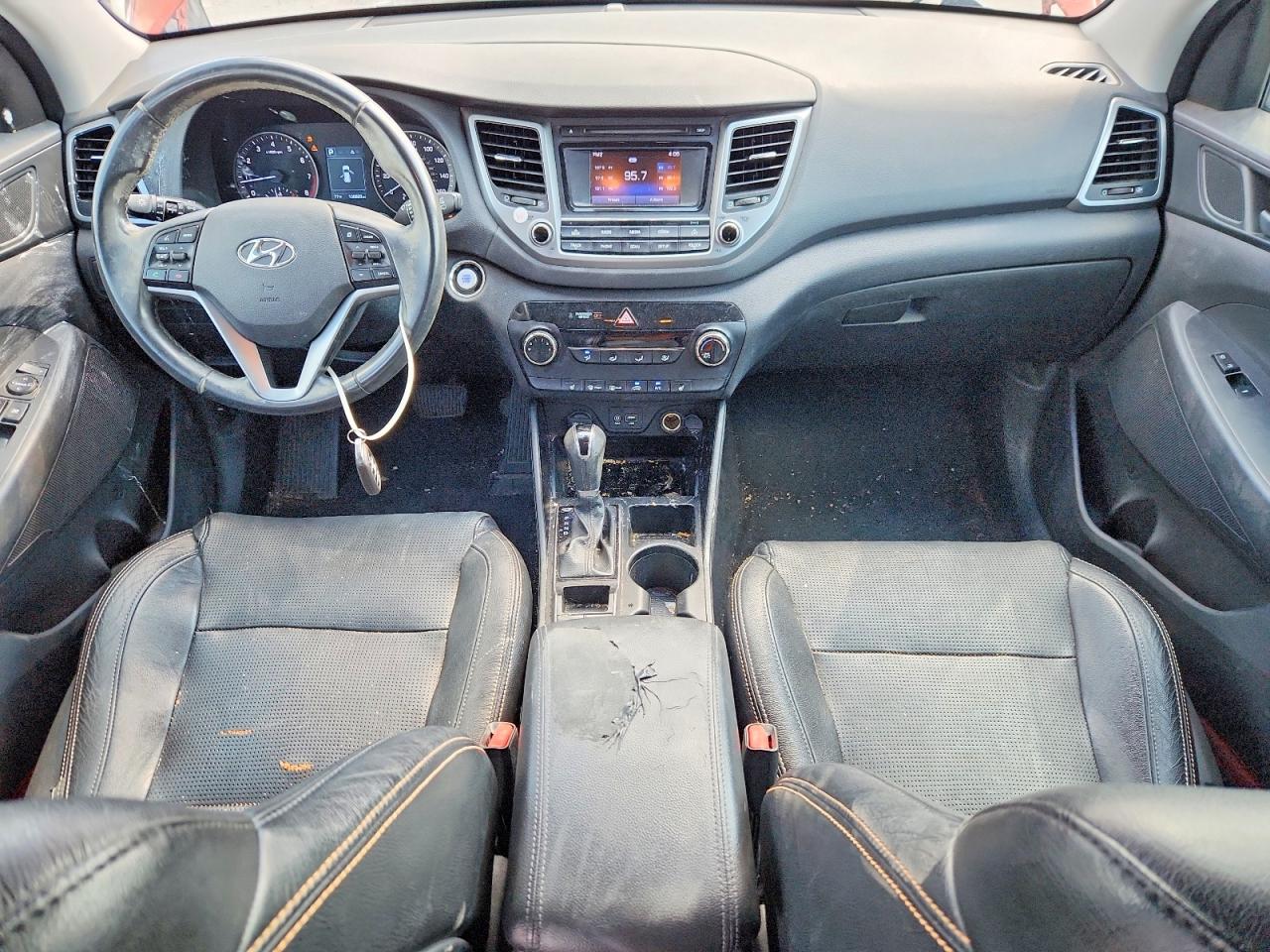 2016 Hyundai Tucson Sport Оранжевый vin: KM8J3CA20GU095588