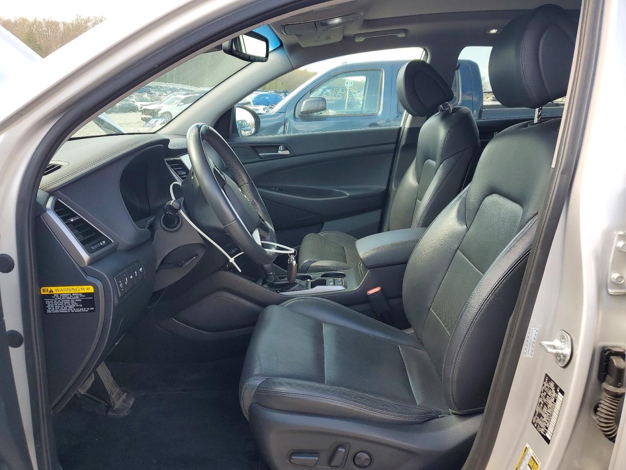 2016 Hyundai Tucson Limited Silver vin: KM8J3CA21GU059263