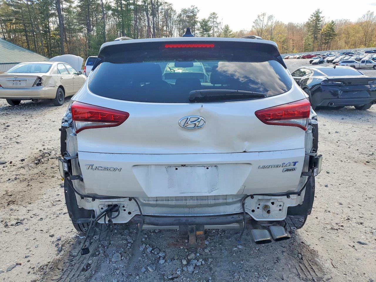 2016 Hyundai Tucson Limited Silver vin: KM8J3CA21GU059263