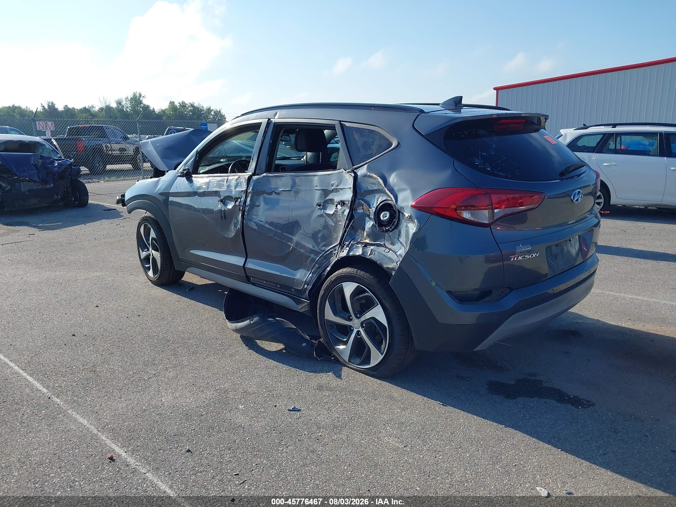 2018 Hyundai Tucson Value Gray vin: KM8J3CA21JU619919