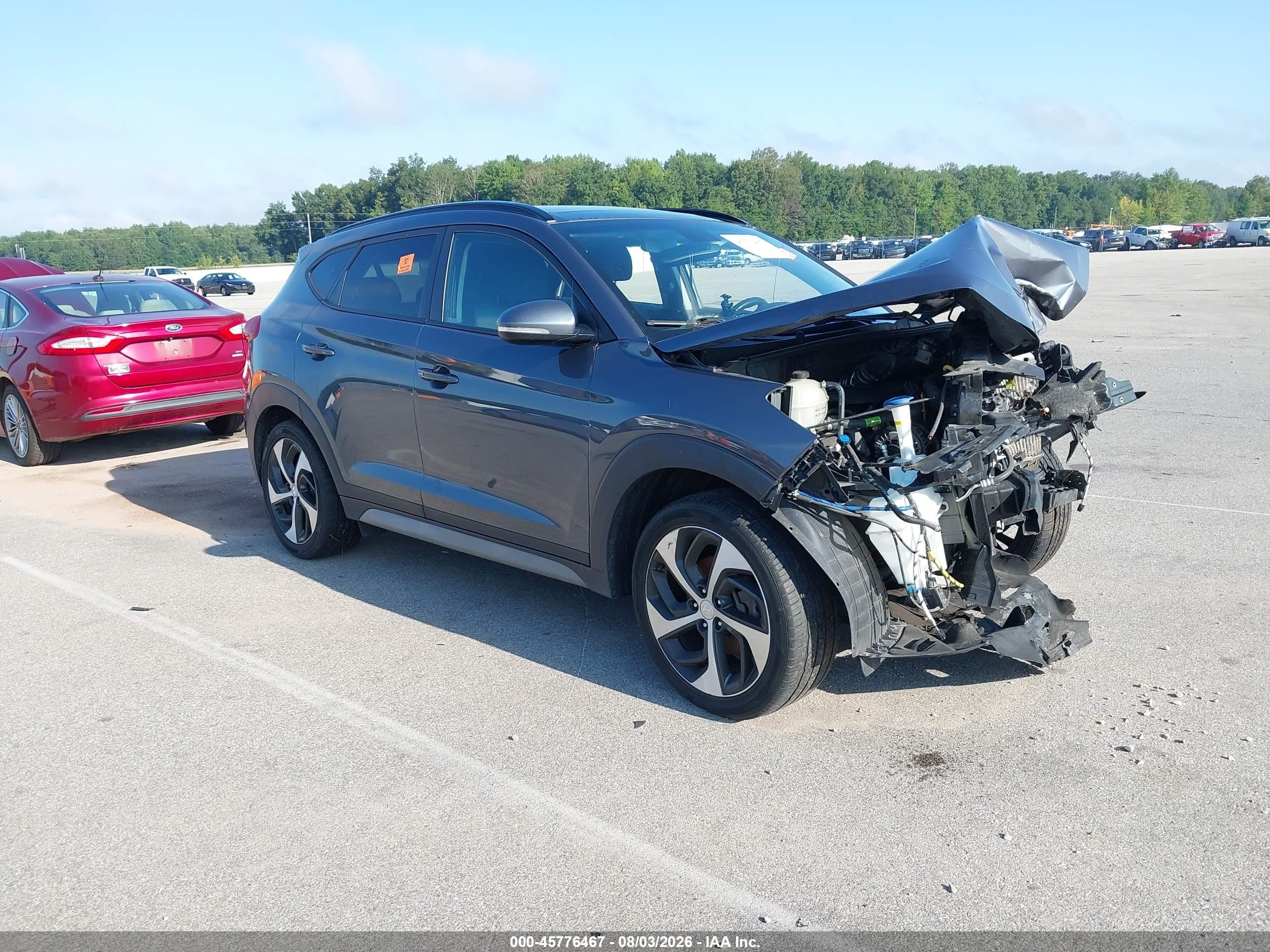 2018 Hyundai Tucson Value Gray vin: KM8J3CA21JU619919