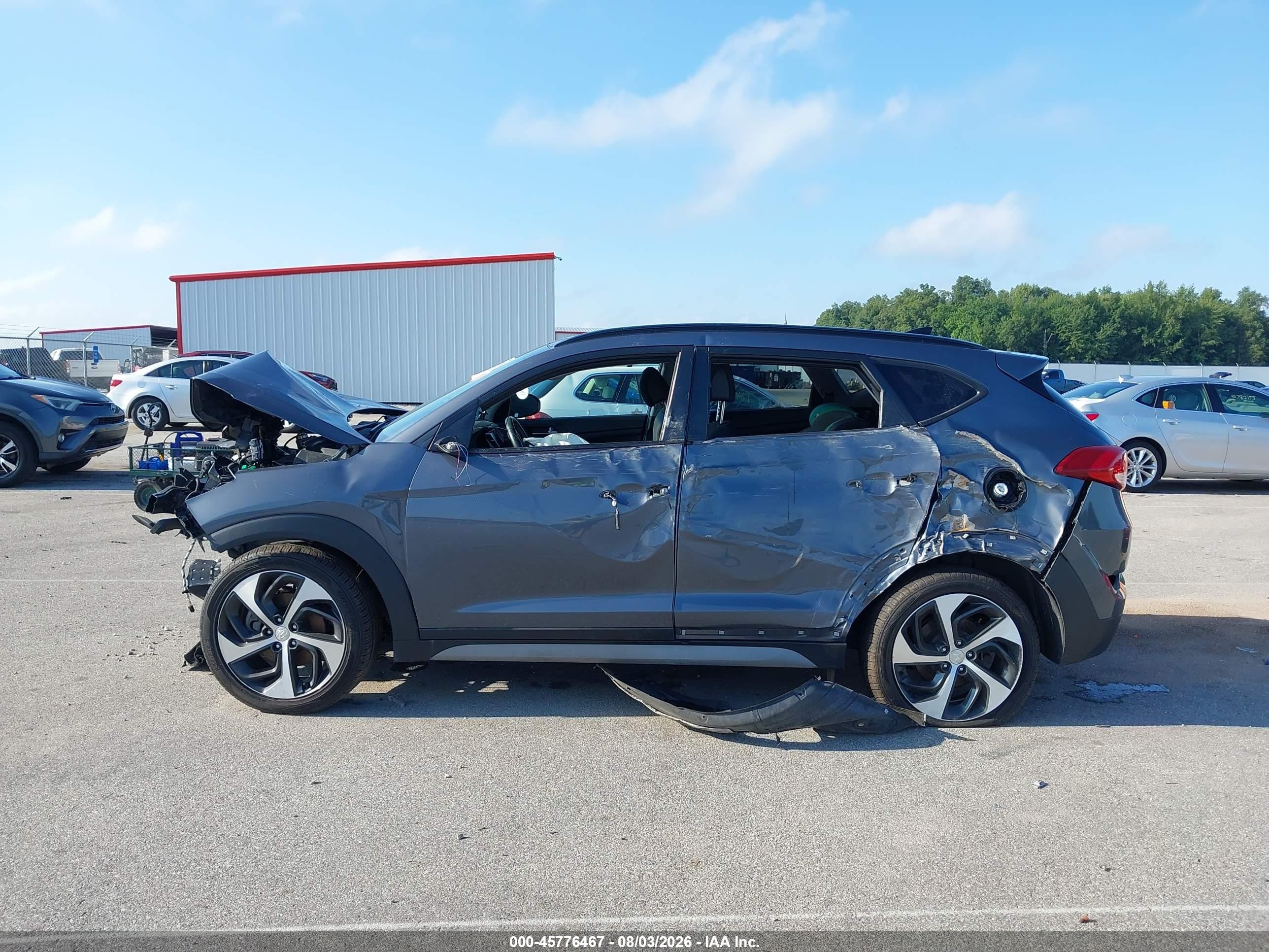 2018 Hyundai Tucson Value Gray vin: KM8J3CA21JU619919