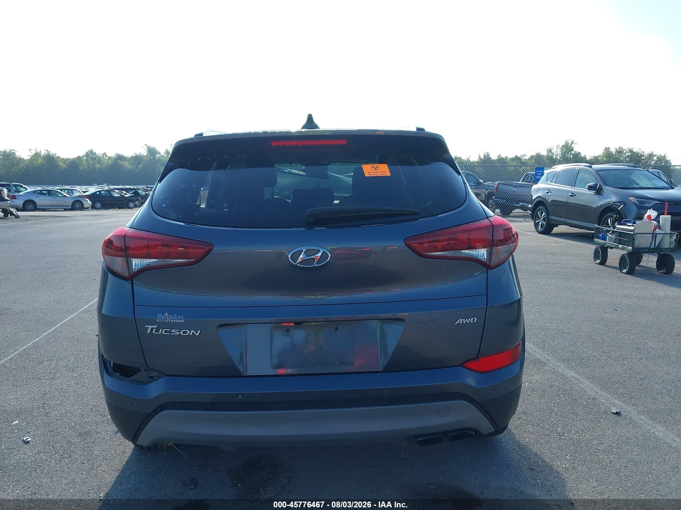 2018 Hyundai Tucson Value Gray vin: KM8J3CA21JU619919
