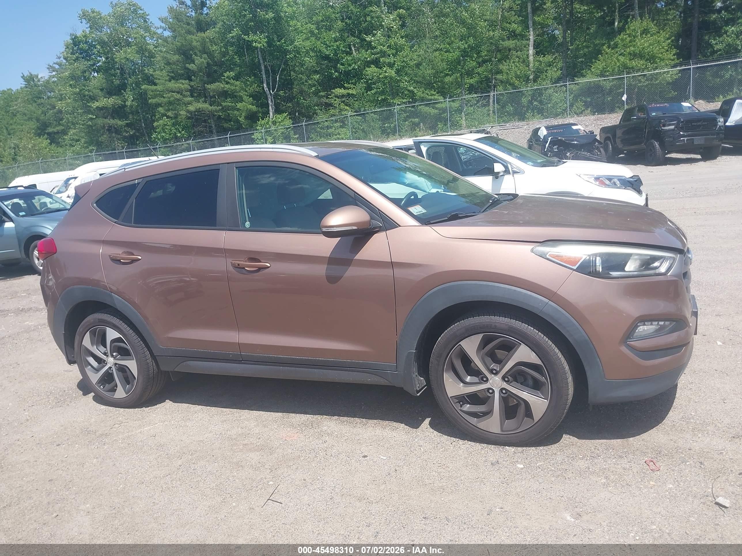 2016 Hyundai Tucson Sport Brown vin: KM8J3CA23GU247427