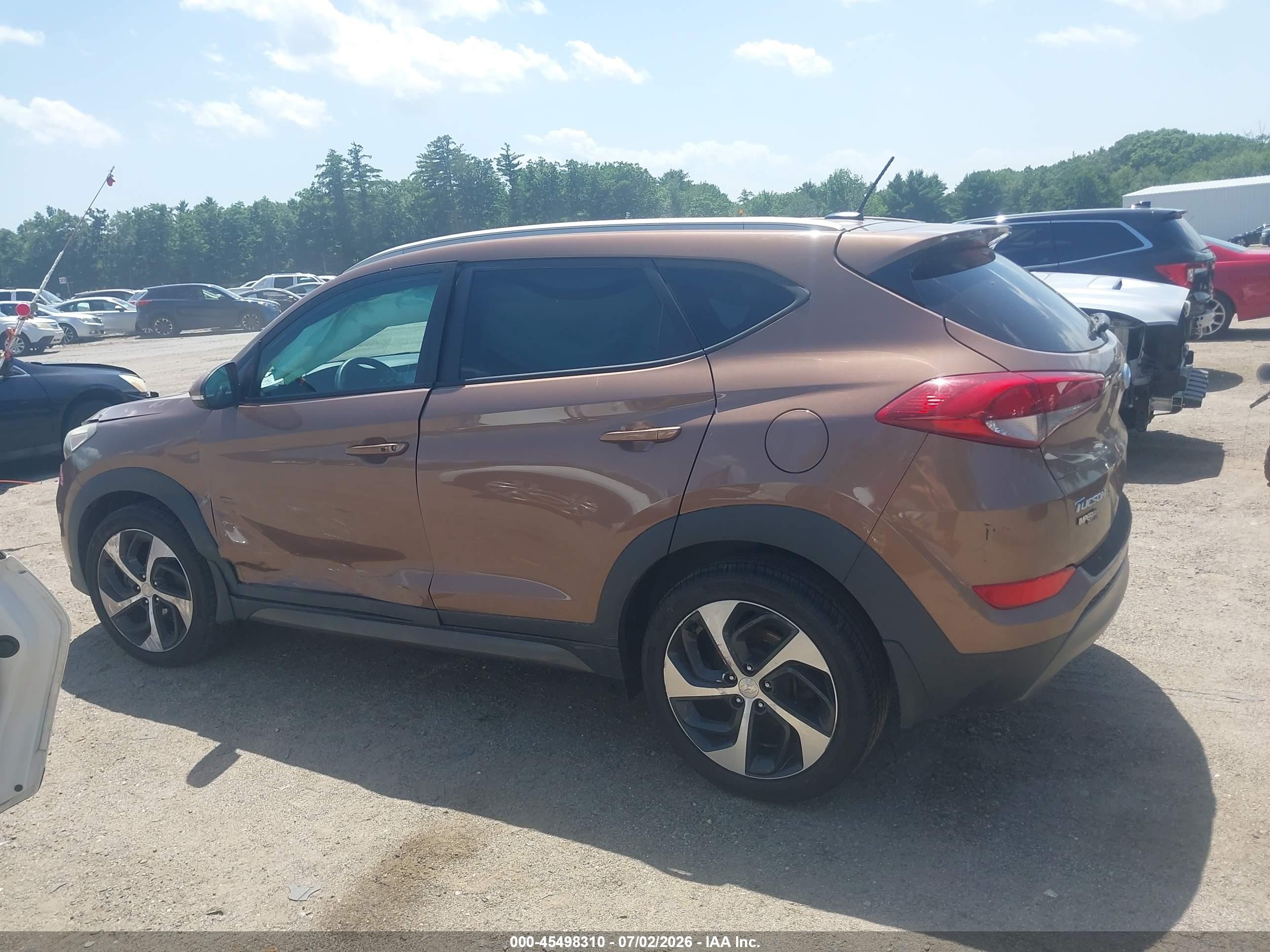 2016 Hyundai Tucson Sport Brown vin: KM8J3CA23GU247427
