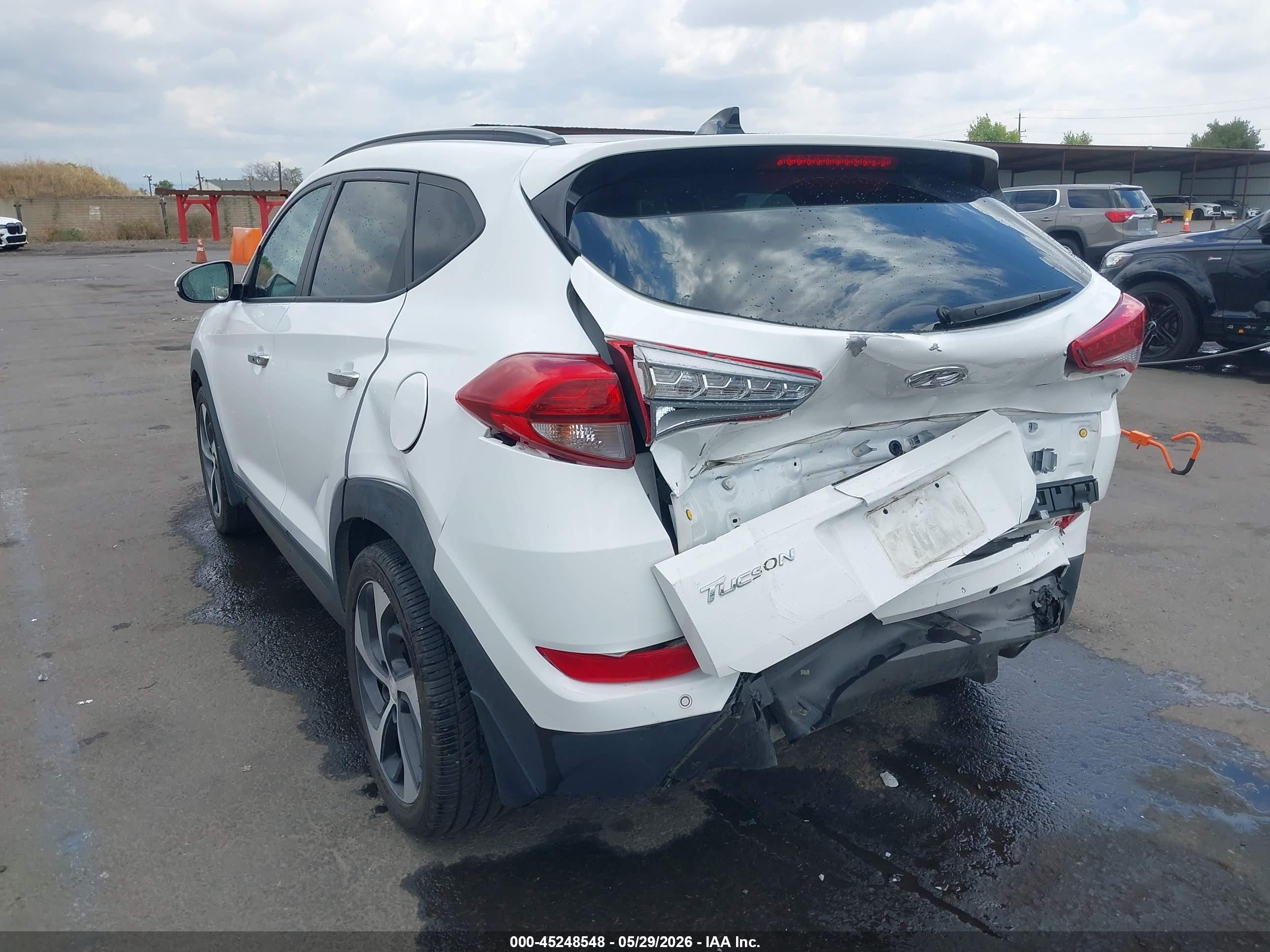 2016 Hyundai Tucson Limited White vin: KM8J3CA26GU079153