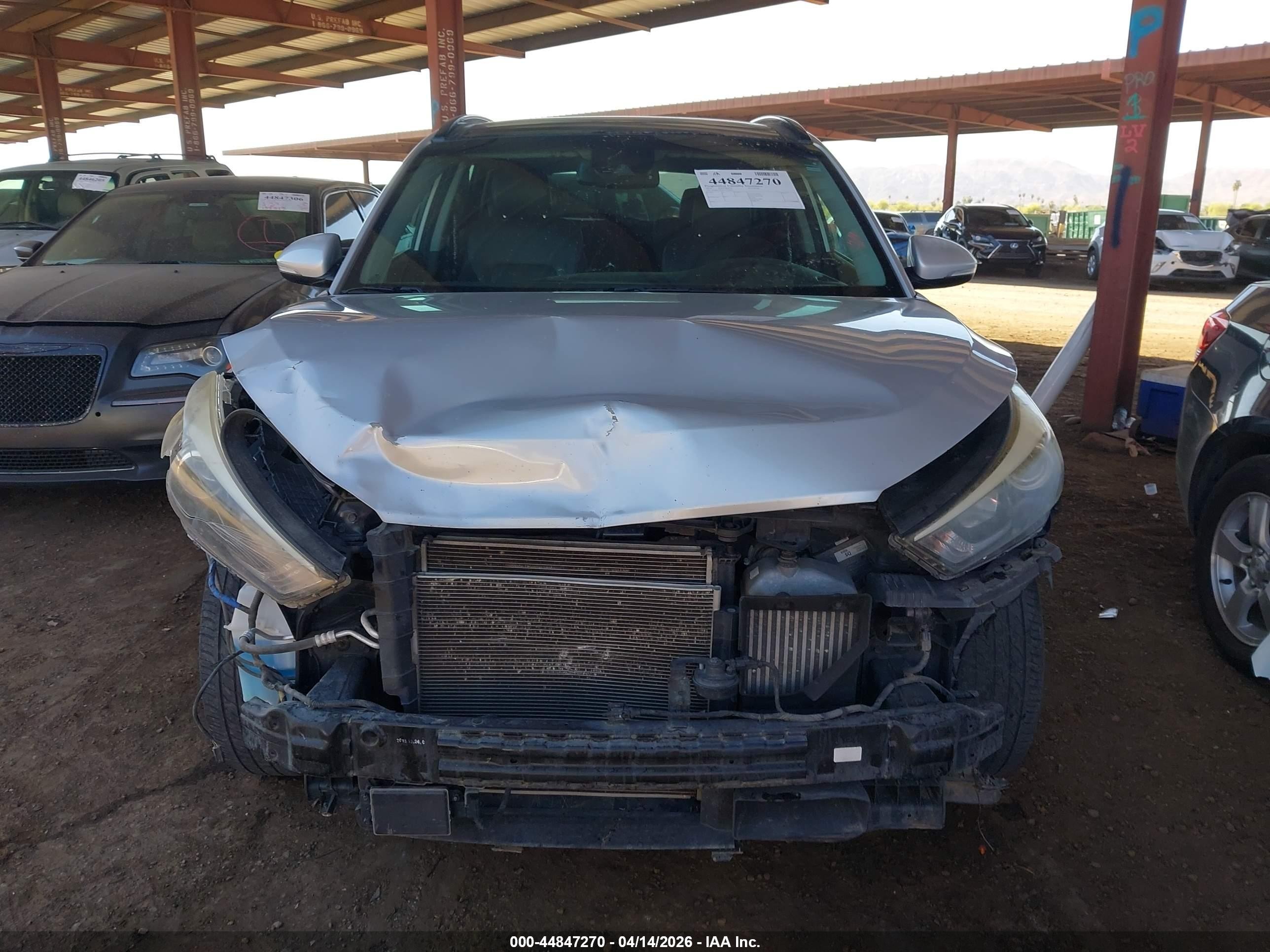 2016 Hyundai Tucson Limited Silver vin: KM8J3CA27GU155995