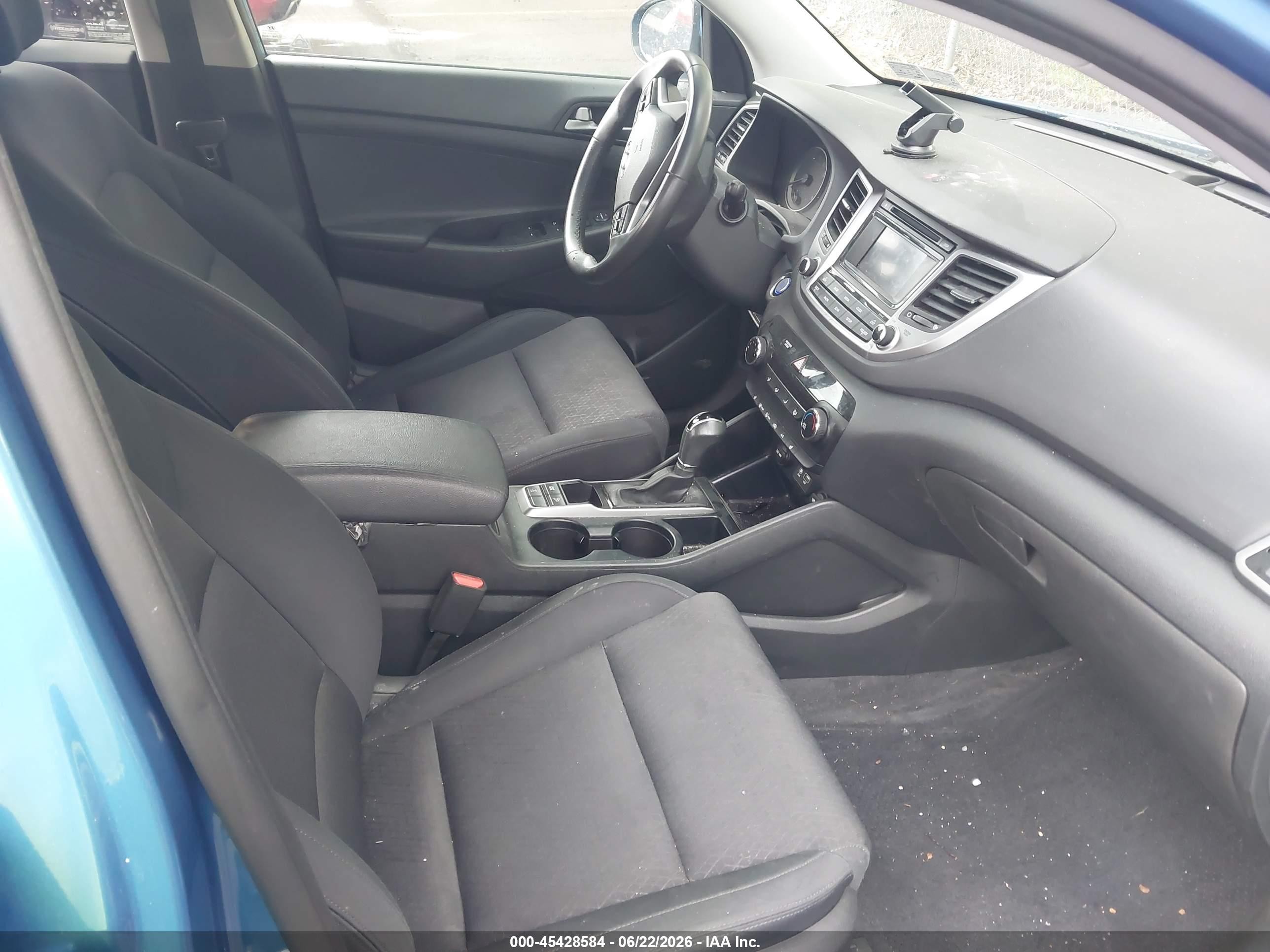 2017 Hyundai Tucson Sport Blue vin: KM8J3CA27HU265074