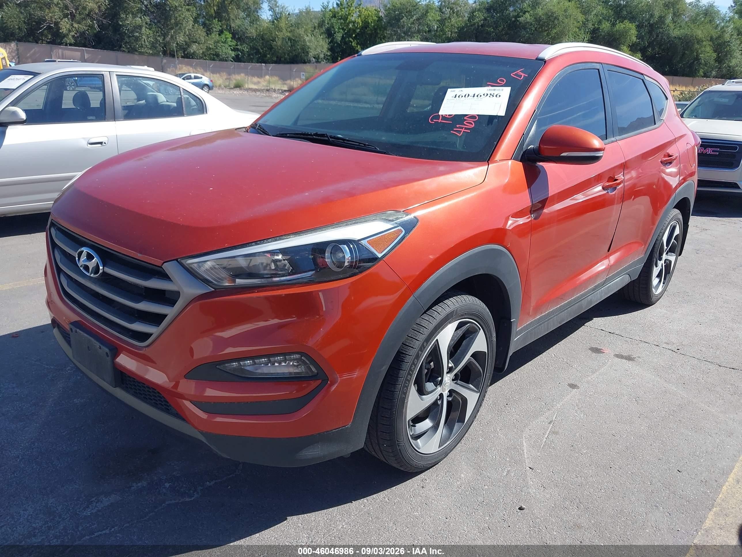 2016 Hyundai Tucson Sport Orange vin: KM8J3CA29GU068180
