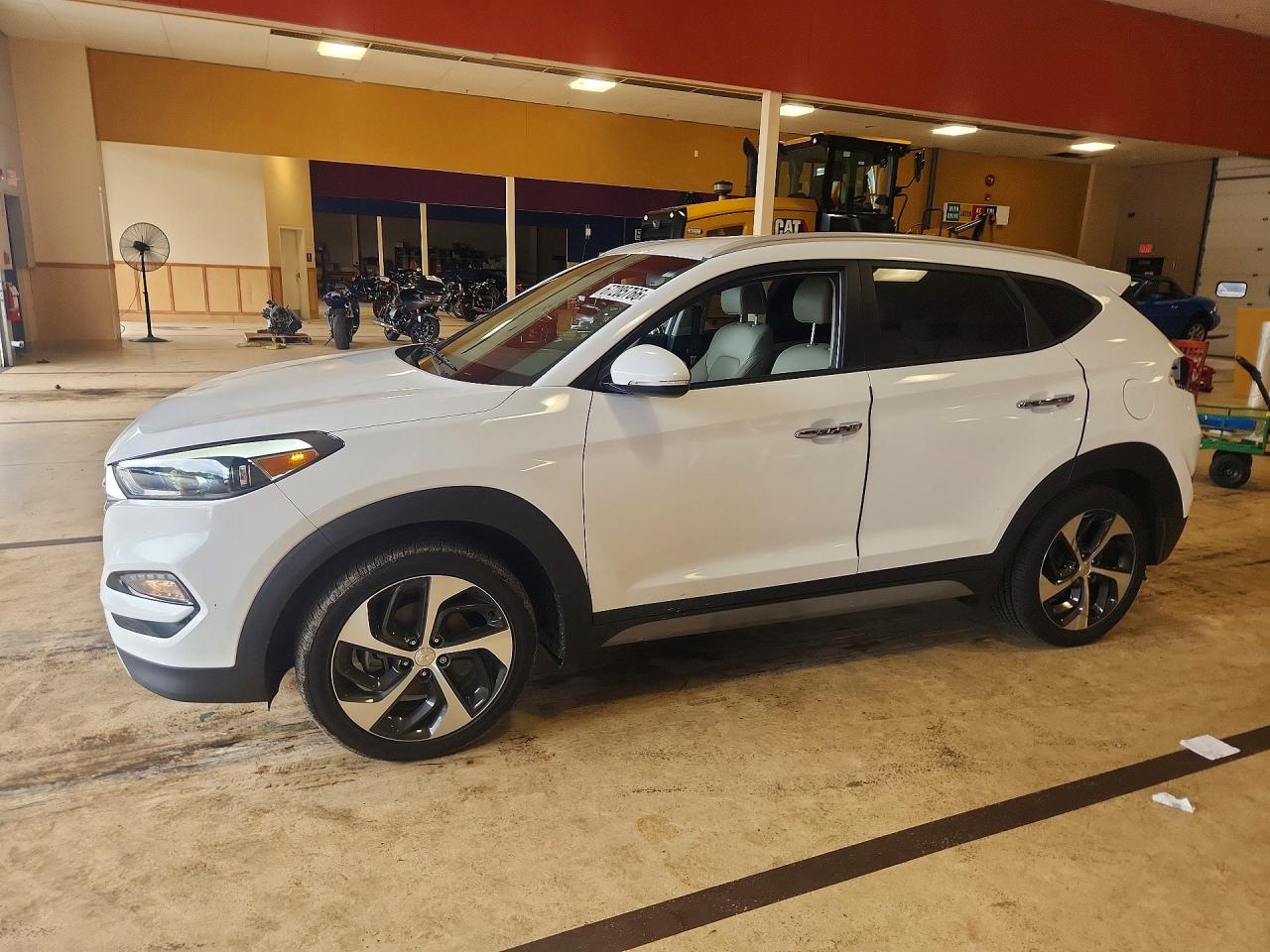 2018 Hyundai Tucson Limited White vin: KM8J3CA2XJU653227