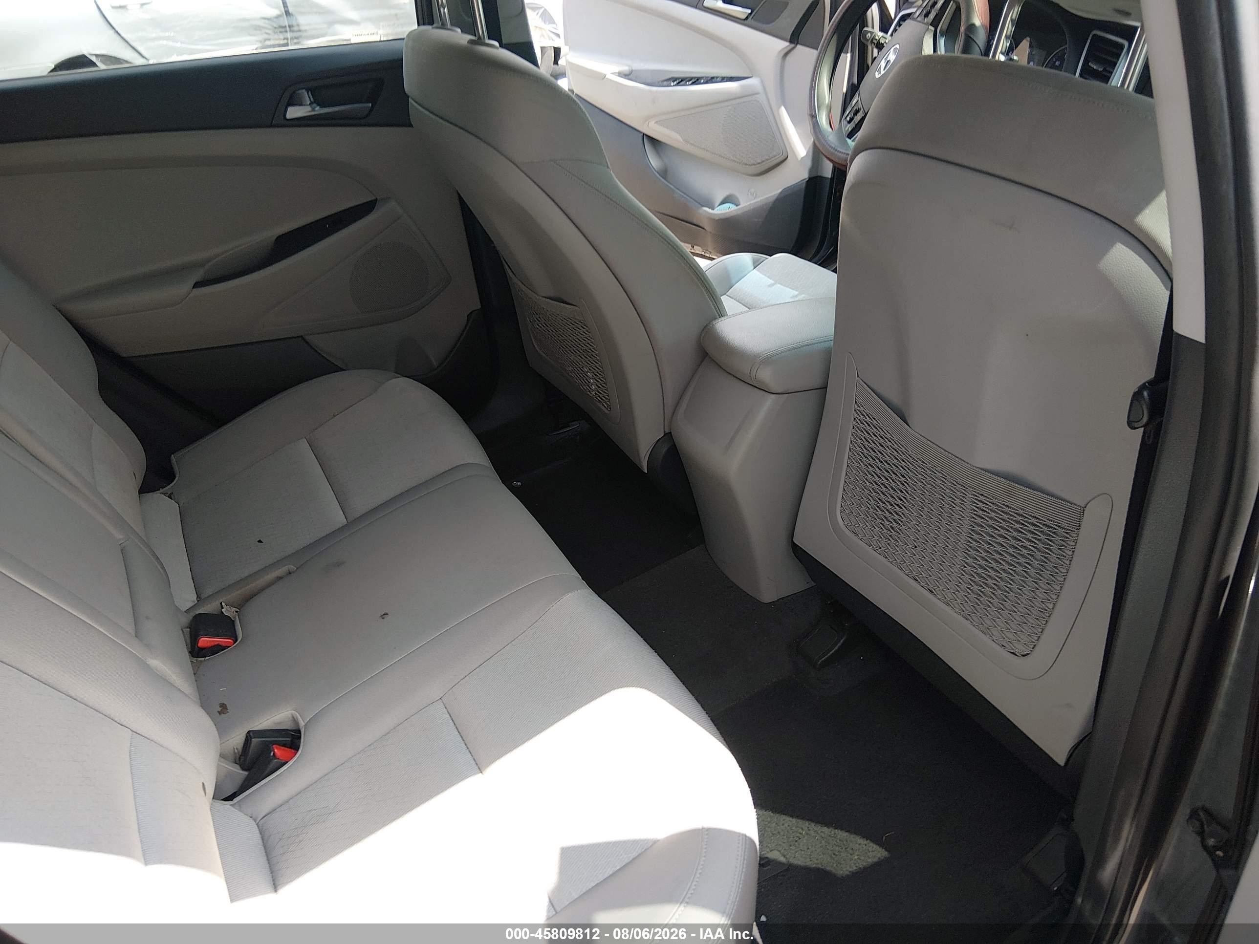 2016 Hyundai Tucson Se Gray vin: KM8J3CA40GU130020
