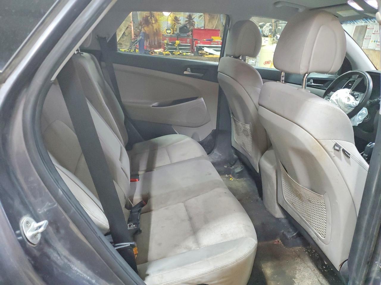 2017 Hyundai Tucson Se Silver vin: KM8J3CA41HU567428