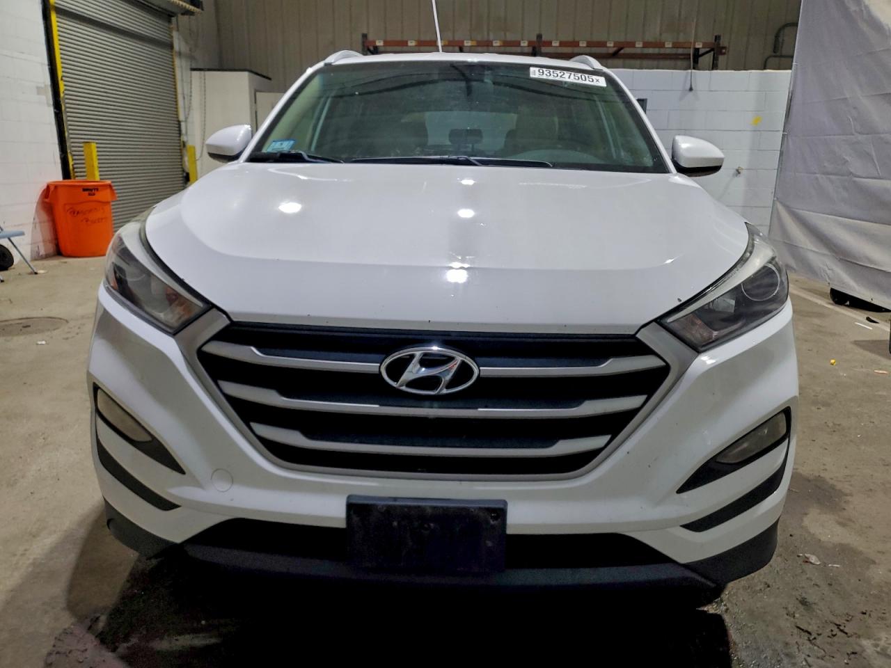 2018 Hyundai Tucson Sel White vin: KM8J3CA41JU684688