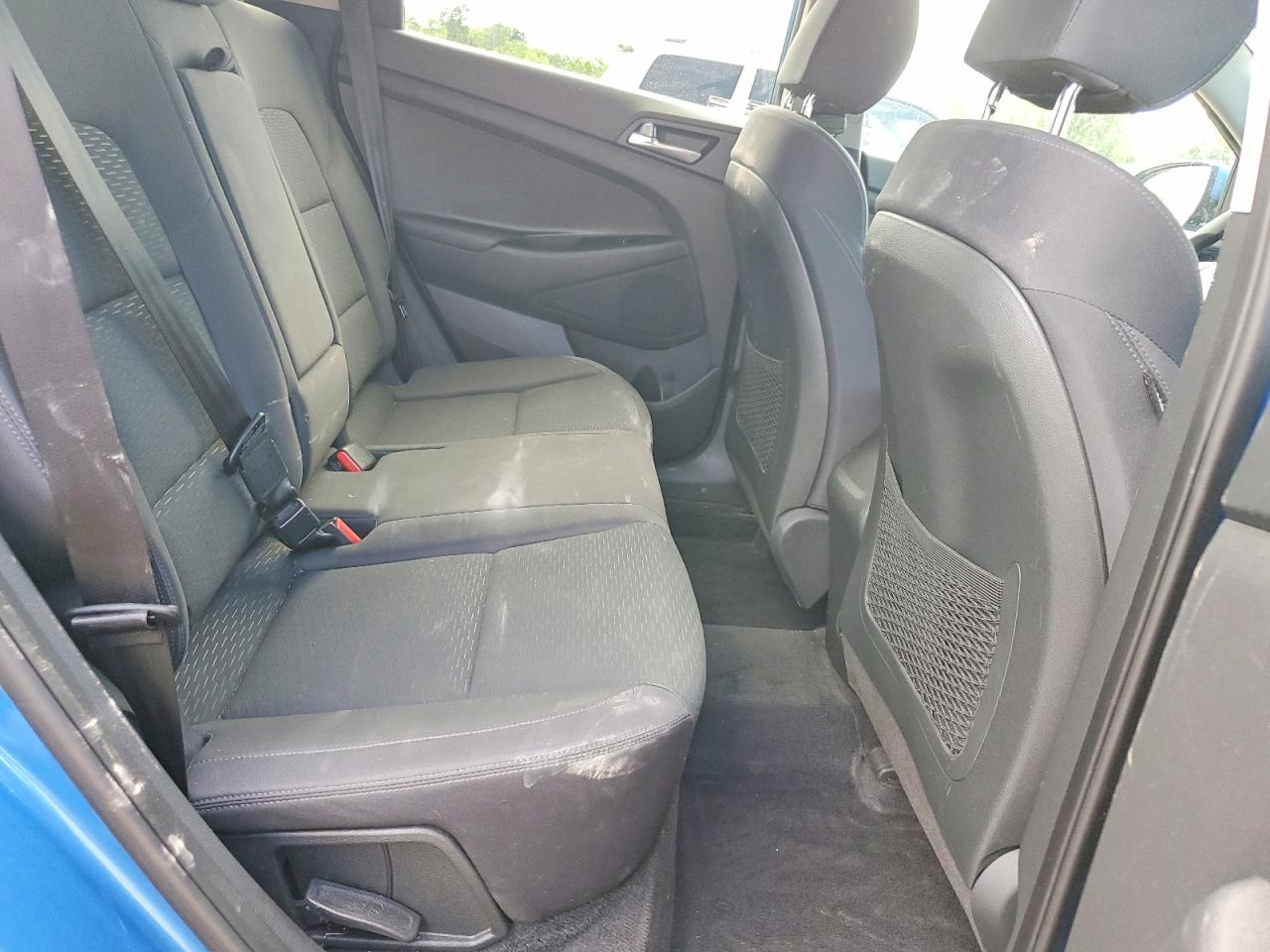 2019 Hyundai Tucson Value Blue vin: KM8J3CA41KU075652