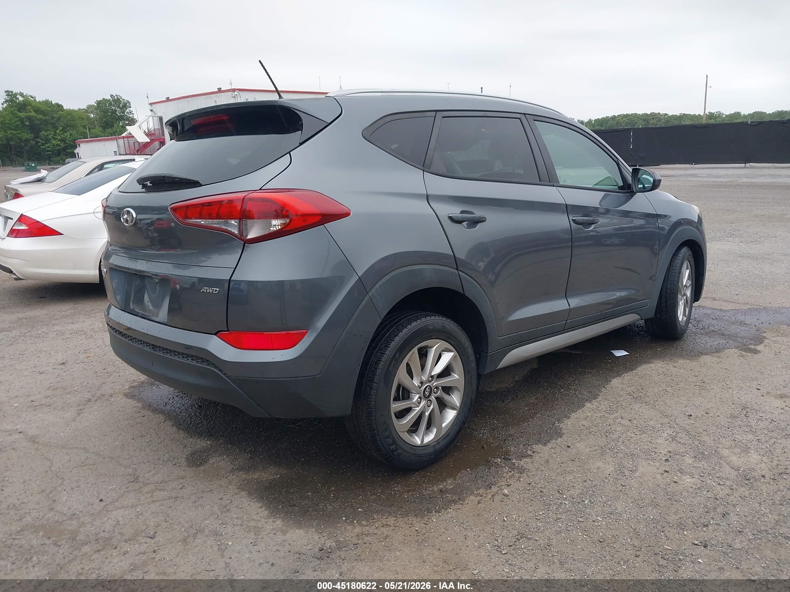 2017 Hyundai Tucson Se Серый vin: KM8J3CA43HU276252
