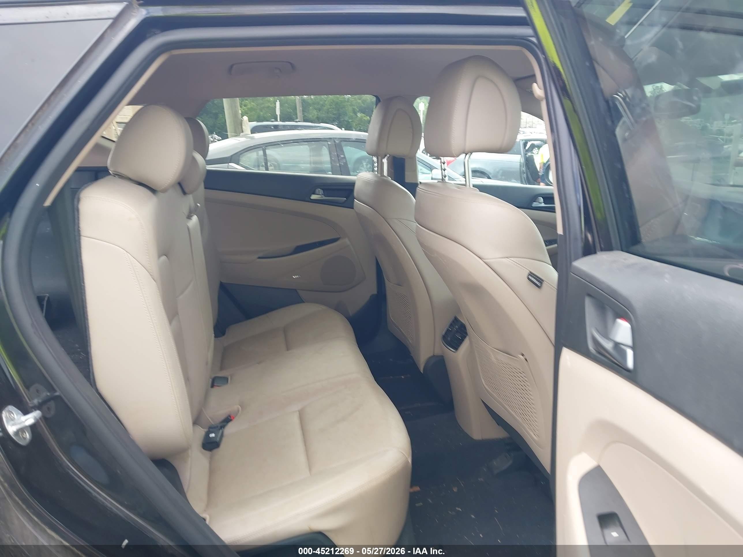 2017 Hyundai Tucson Se Plus Черный vin: KM8J3CA44HU433884