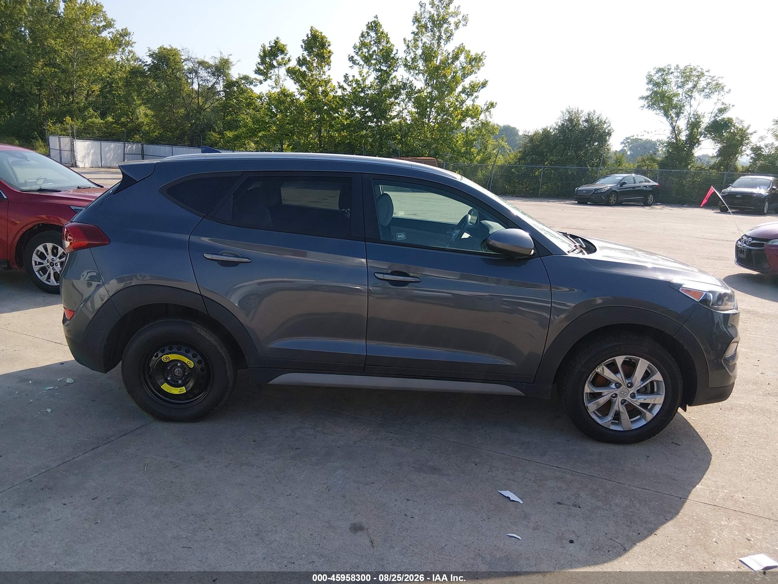 2018 Hyundai Tucson Sel Gray vin: KM8J3CA44JU753213