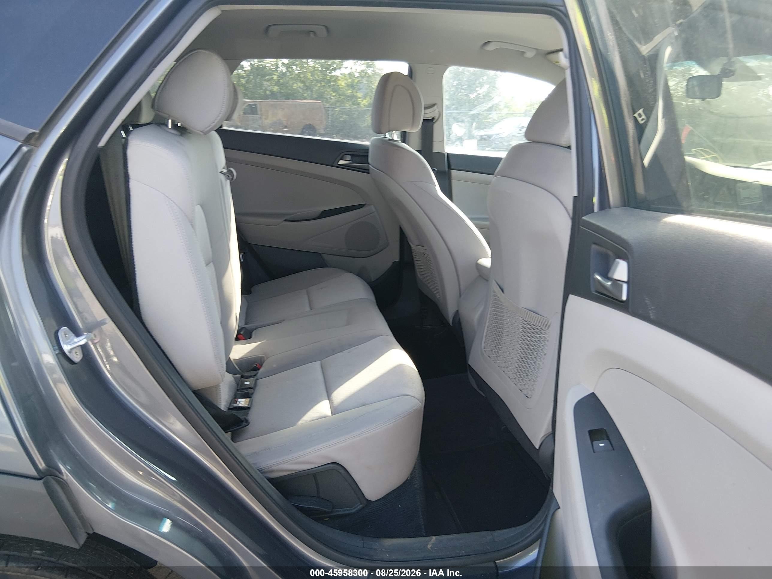 2018 Hyundai Tucson Sel Gray vin: KM8J3CA44JU753213