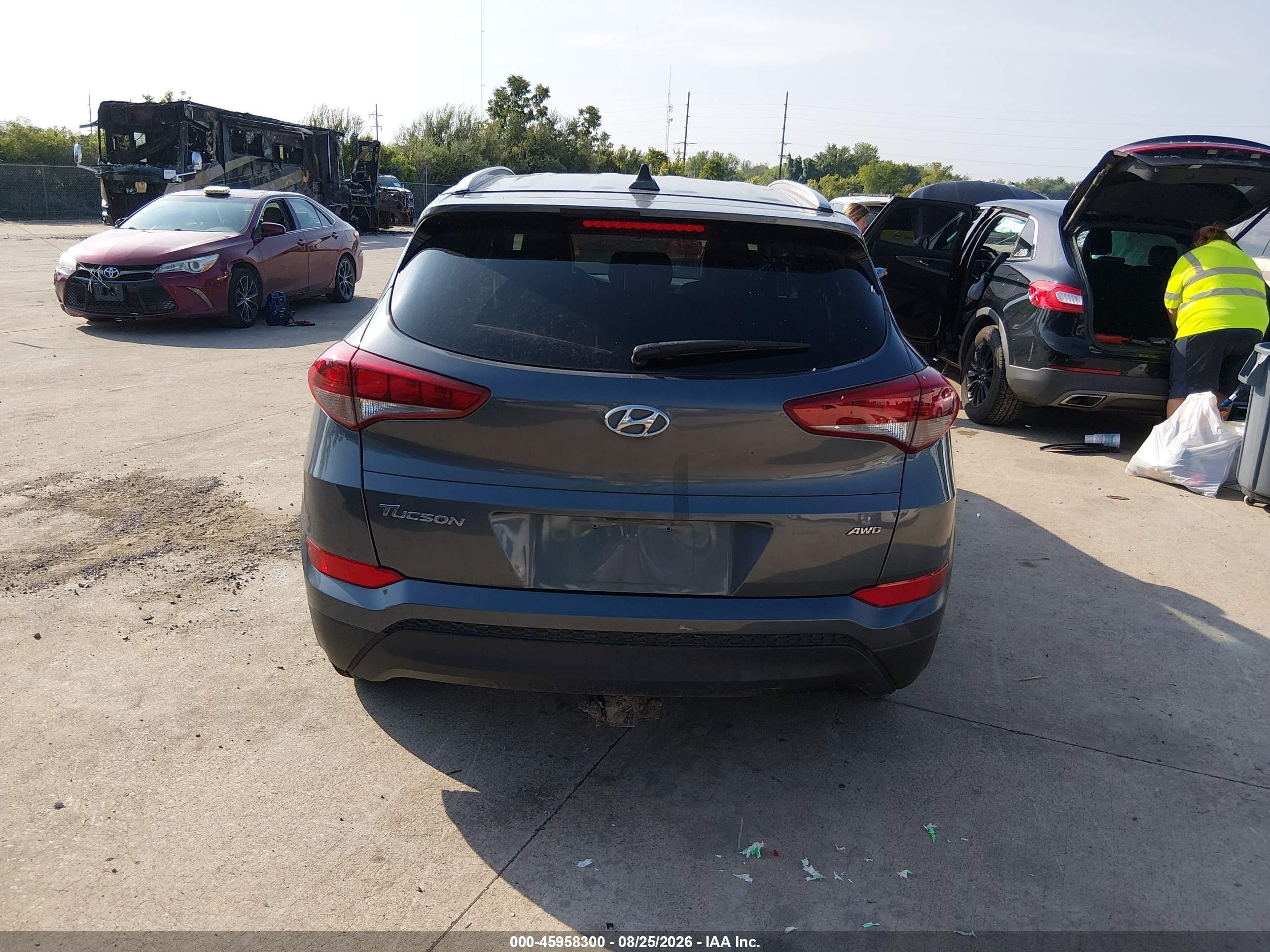 2018 Hyundai Tucson Sel Gray vin: KM8J3CA44JU753213