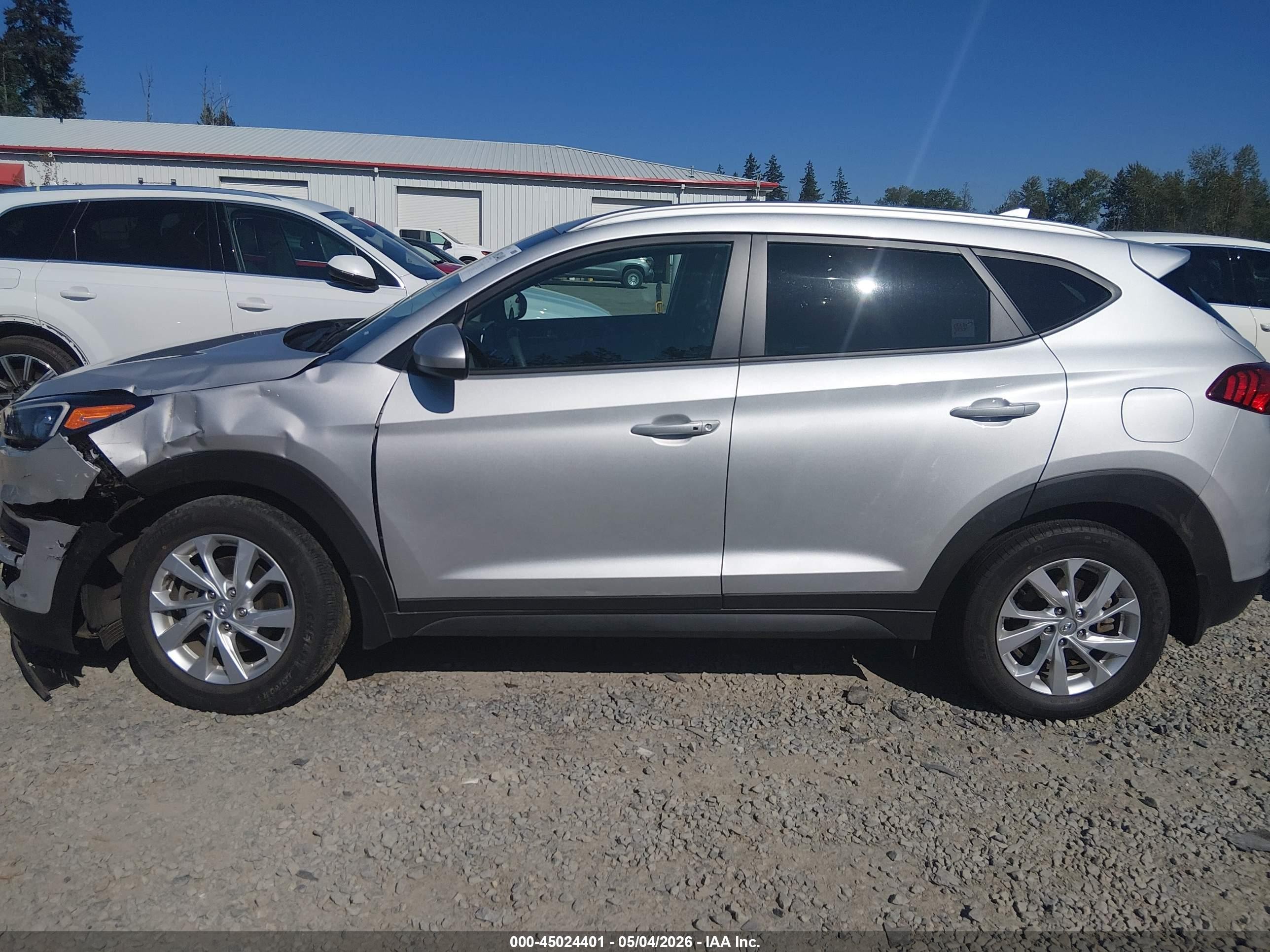 2019 Hyundai Tucson Value Серебряный vin: KM8J3CA44KU844970