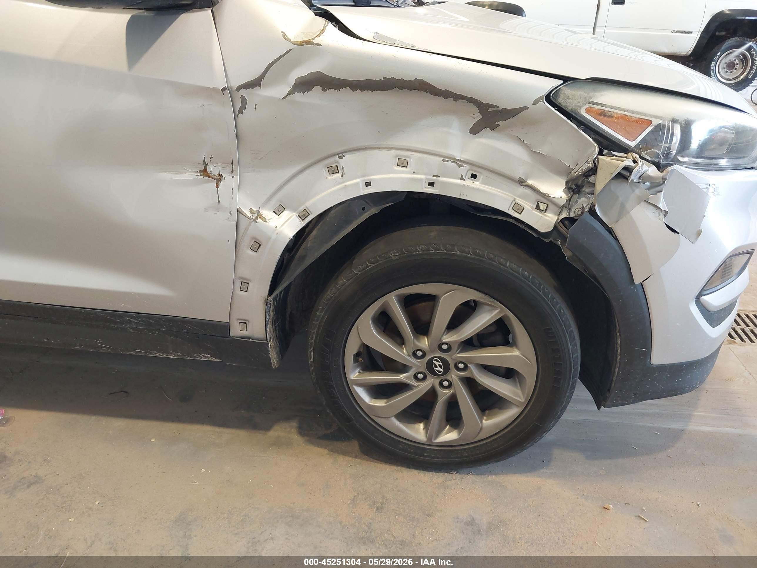 2016 Hyundai Tucson Se Gray vin: KM8J3CA45GU139893