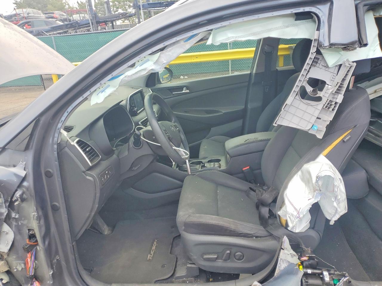 2019 Hyundai Tucson Value Gray vin: KM8J3CA45KU004602