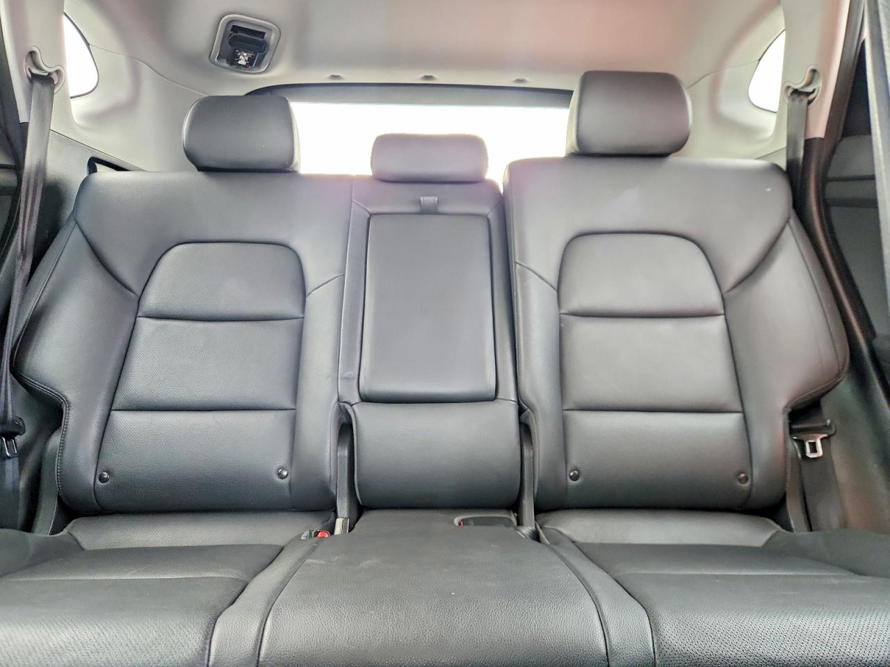 2017 Hyundai Tucson Se Plus Silver vin: KM8J3CA47HU403777