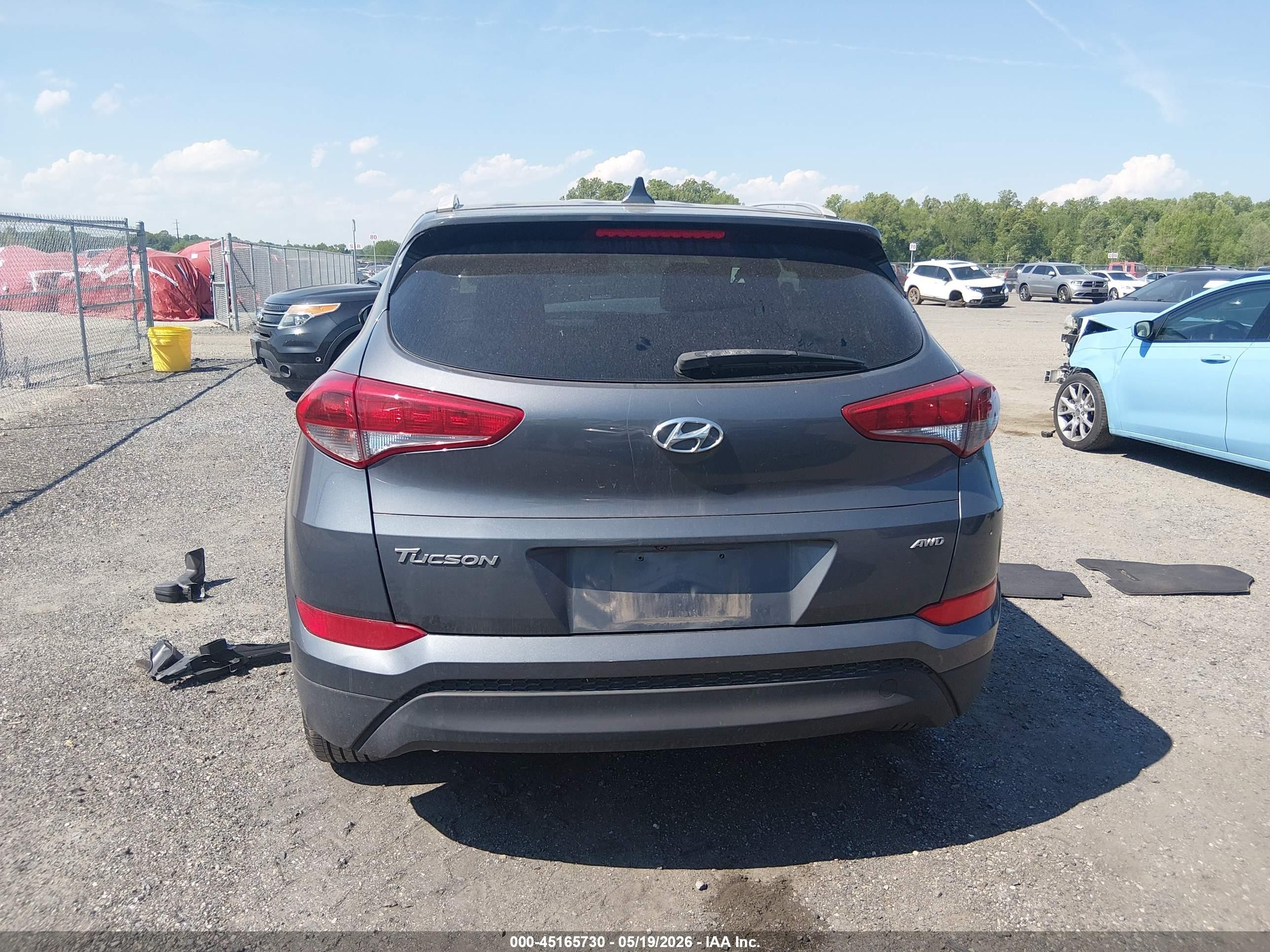 2017 Hyundai Tucson Se Plus Gray vin: KM8J3CA47HU452980