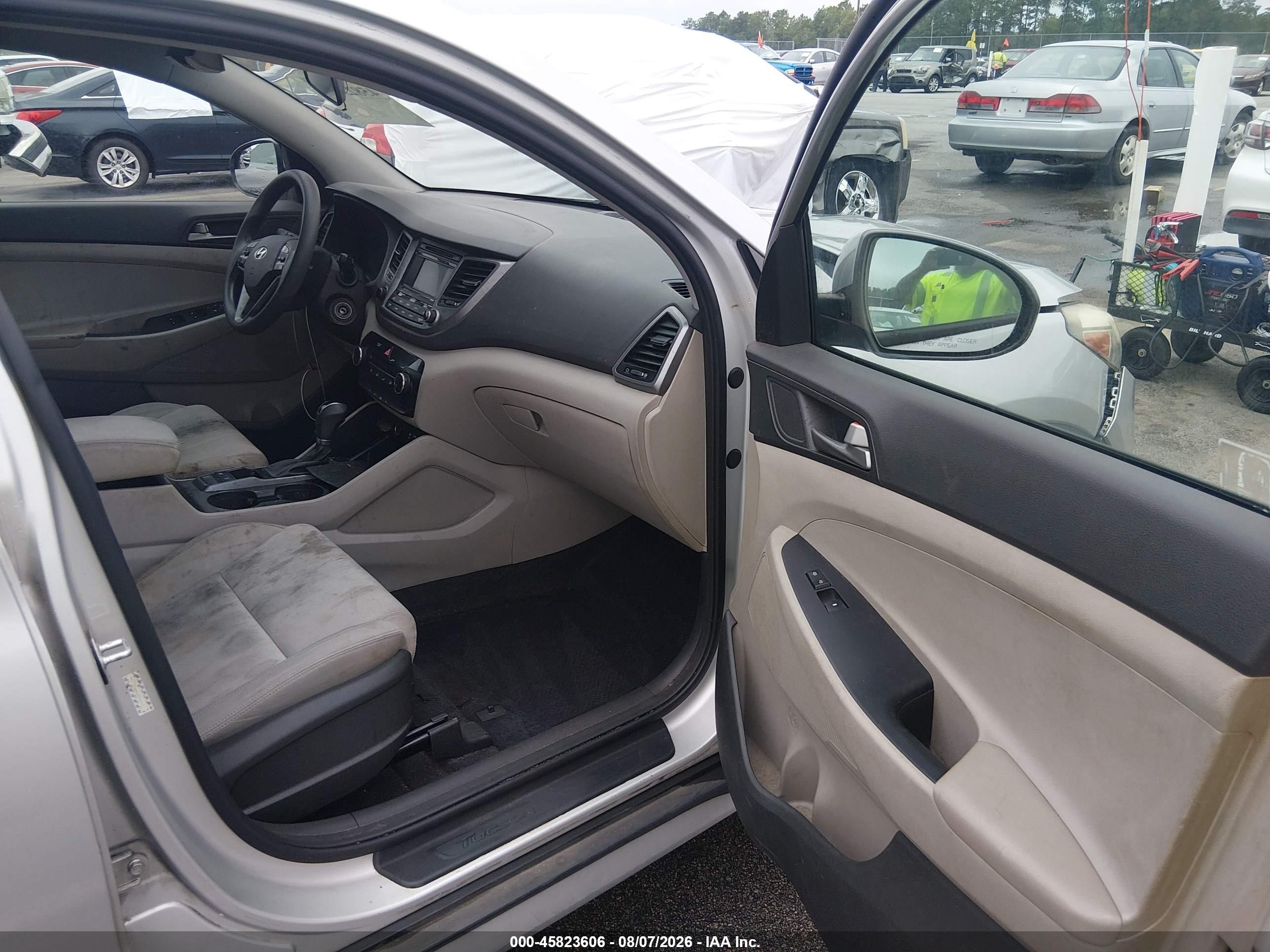 2017 Hyundai Tucson Se Silver vin: KM8J3CA47HU583407