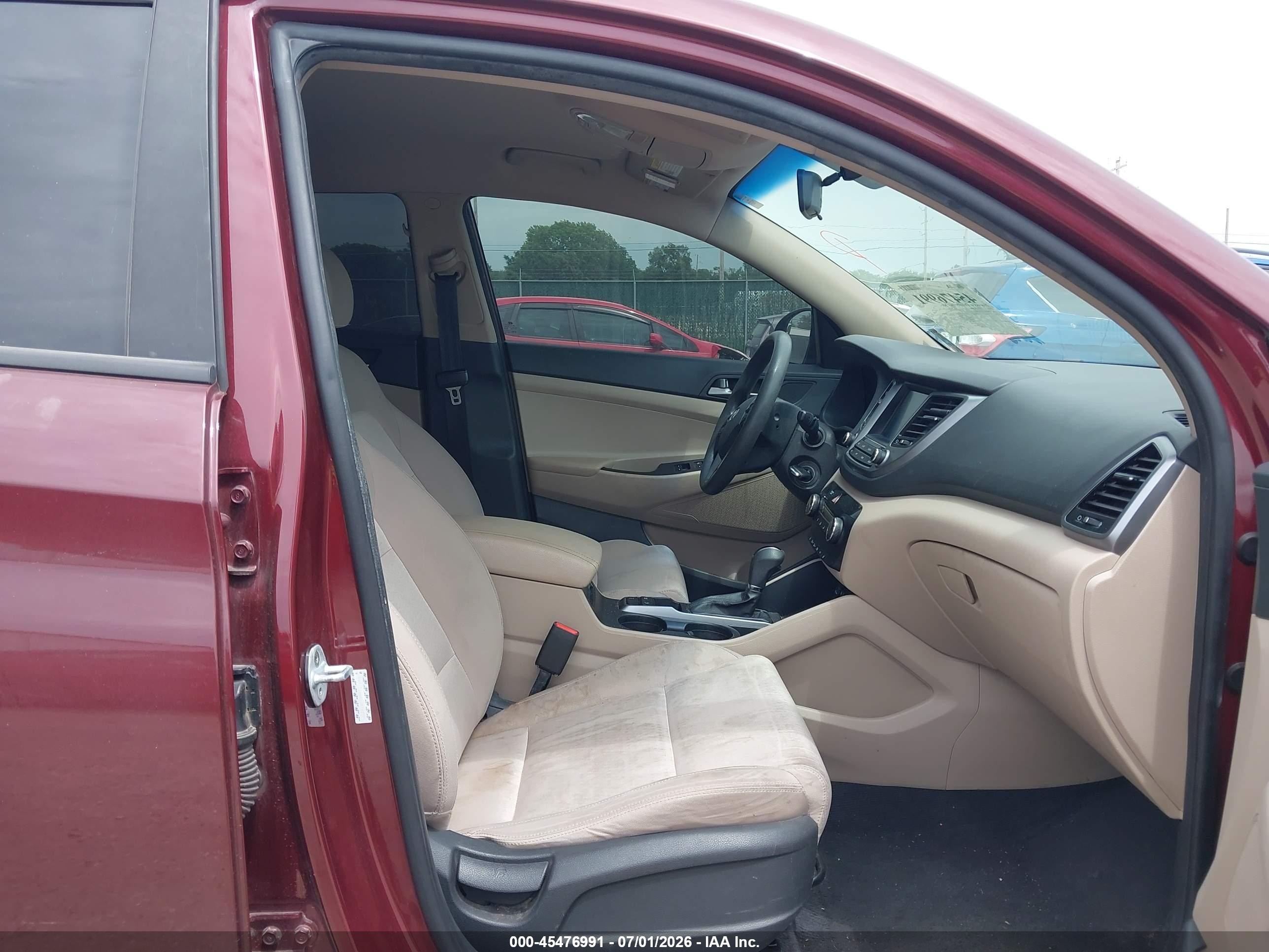 2018 Hyundai Tucson Sel Maroon vin: KM8J3CA48JU619577