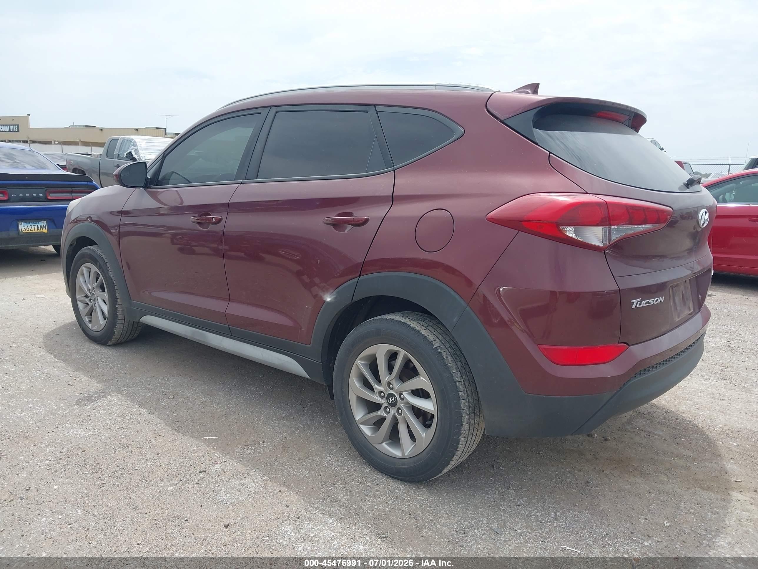 2018 Hyundai Tucson Sel Maroon vin: KM8J3CA48JU619577
