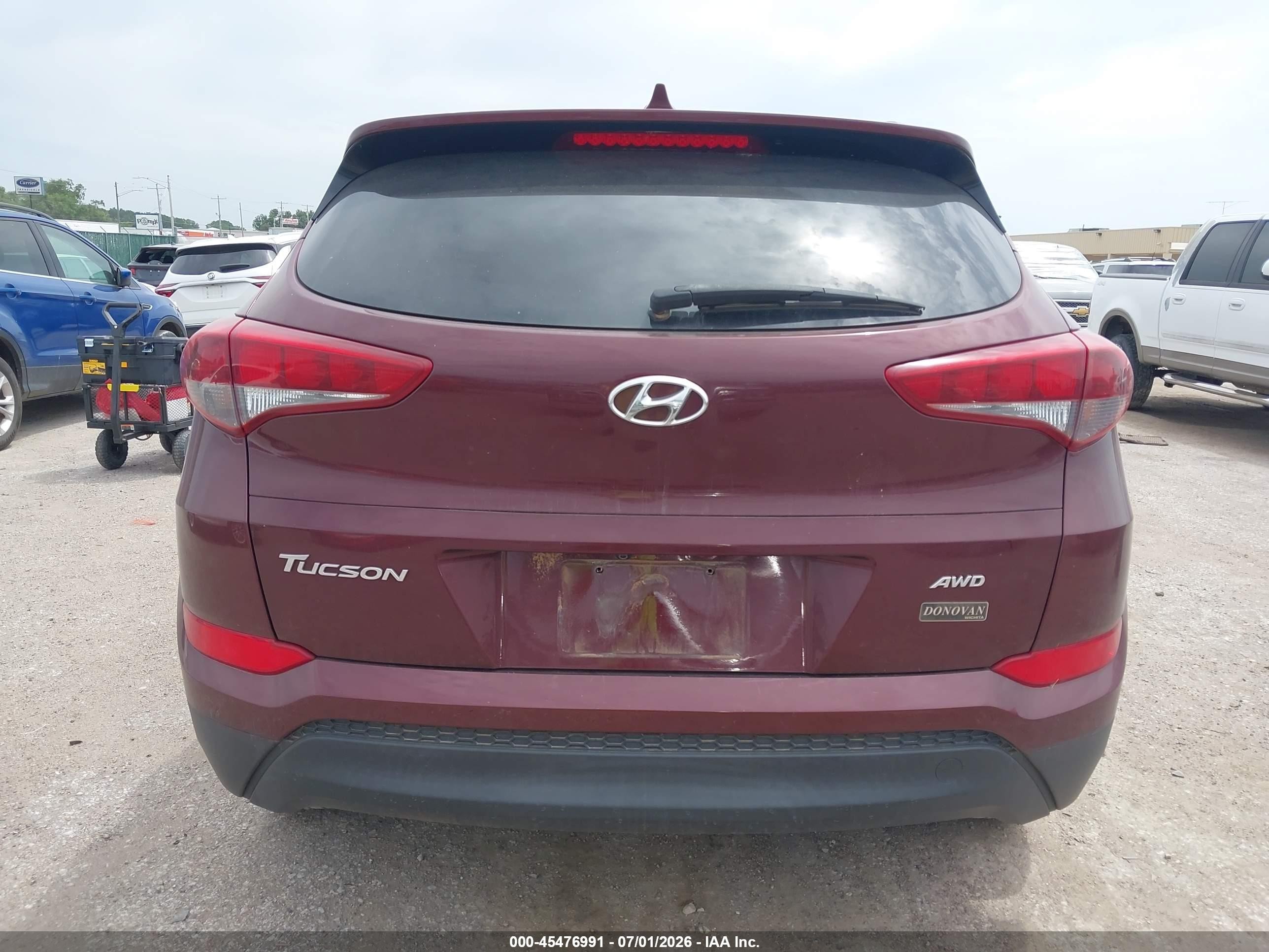 2018 Hyundai Tucson Sel Maroon vin: KM8J3CA48JU619577