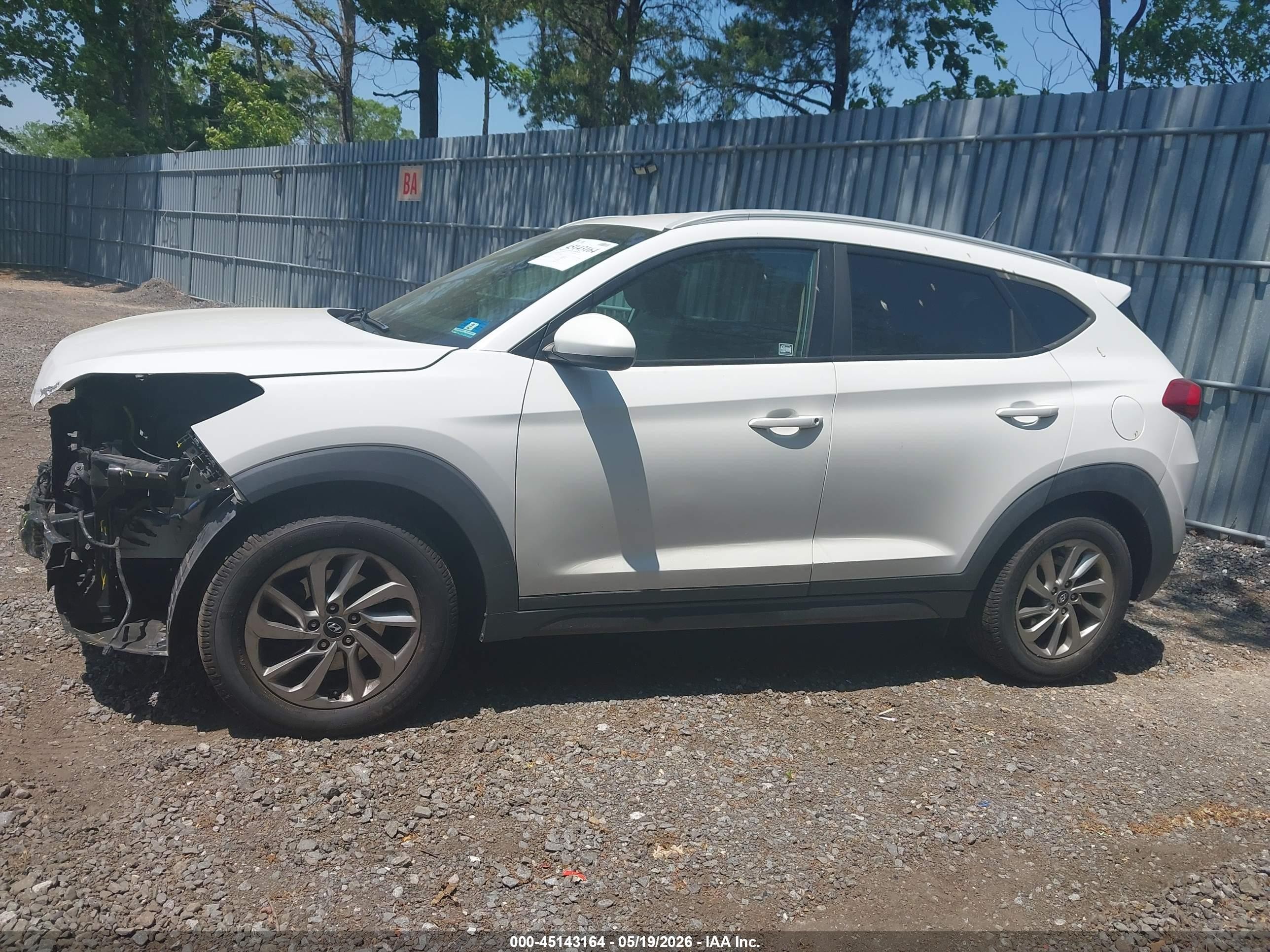 2016 Hyundai Tucson Se Белый vin: KM8J3CA49GU130677
