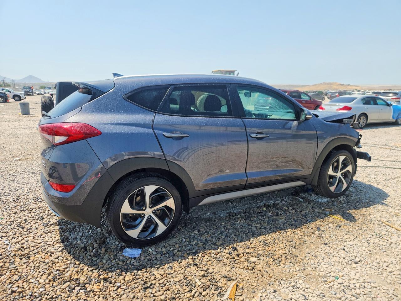 2018 Hyundai Tucson Sport Gray vin: KM8J3CAL0JU733581
