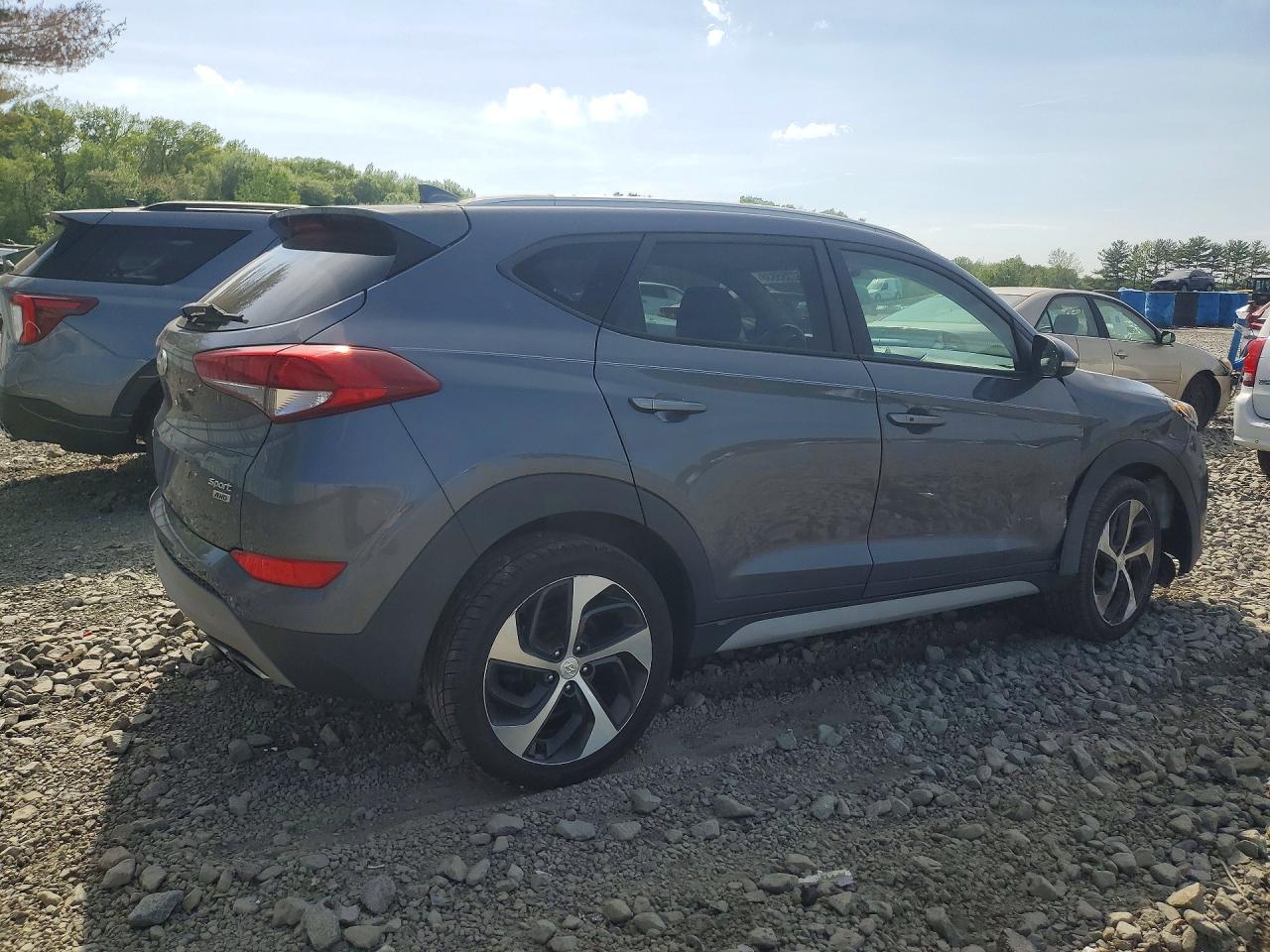 2018 Hyundai Tucson Sport Серый vin: KM8J3CAL0JU770615