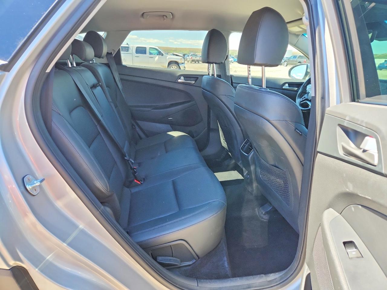2020 Hyundai Tucson Limited Silver vin: KM8J3CAL1LU139858